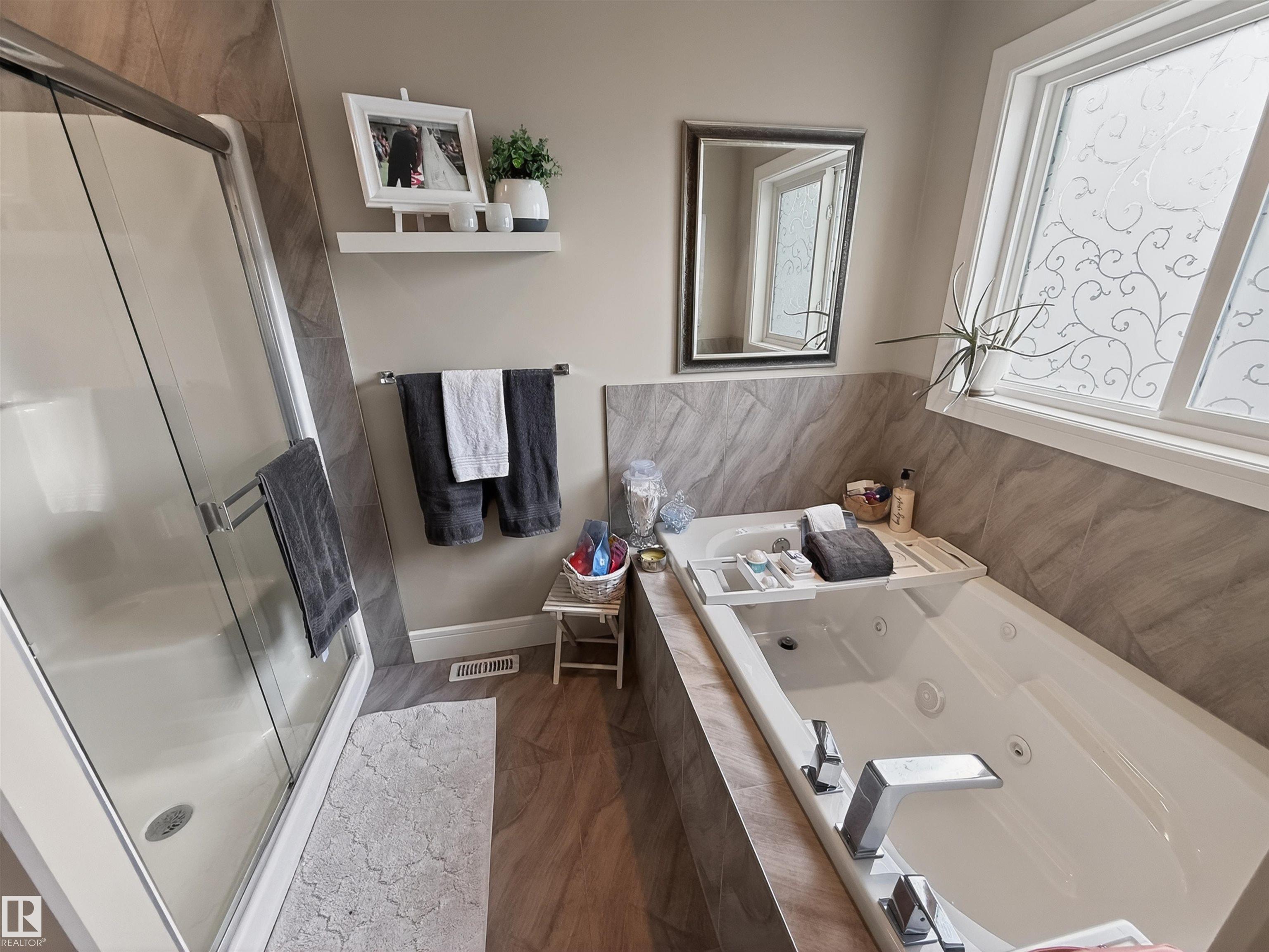 Photo 37 at 23 Dillworth Crescent, Deer Park, Spruce Grove