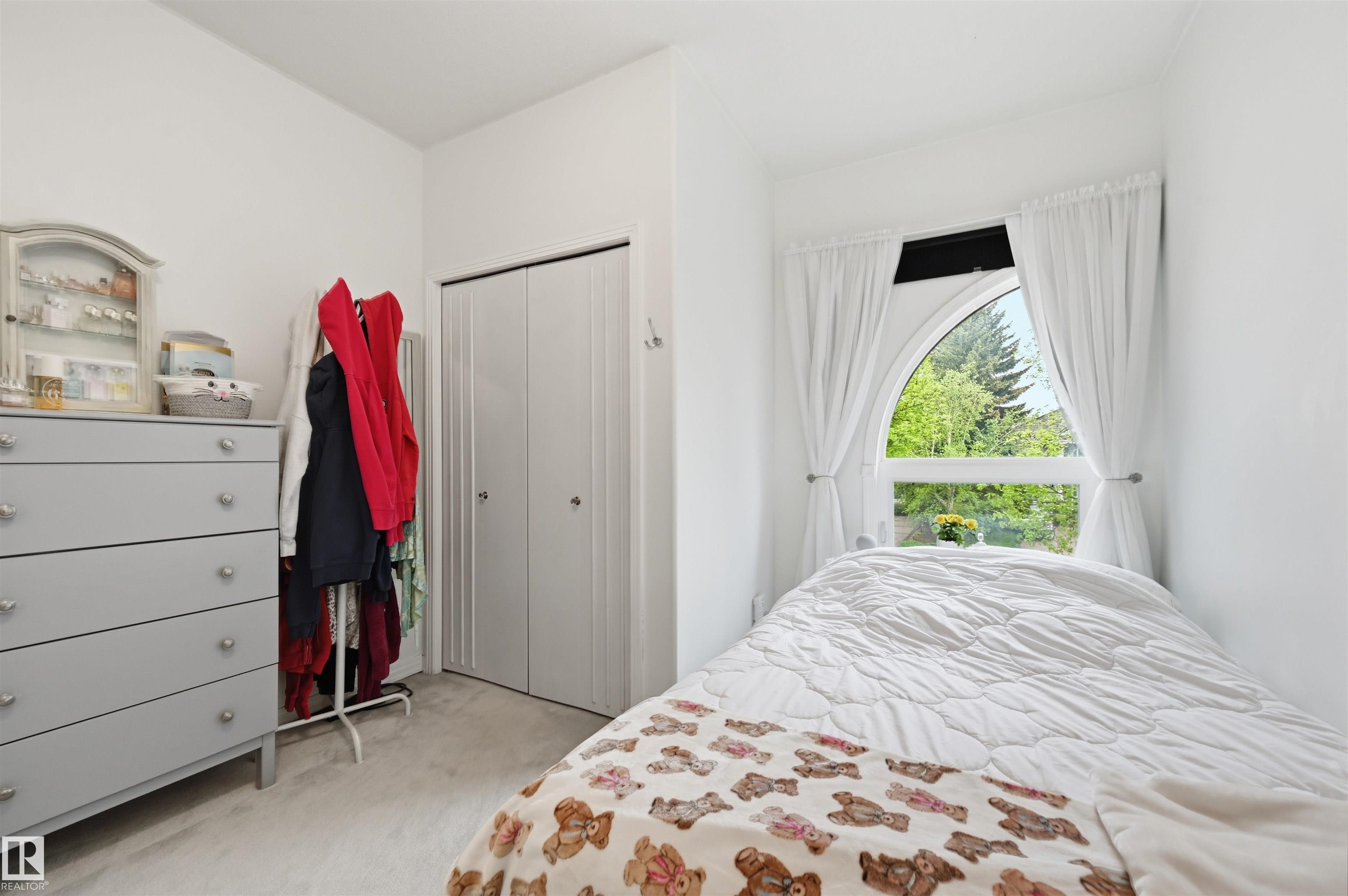 Photo 41 at 420 Osborne Crescent NW, Ogilvie Ridge, Edmonton