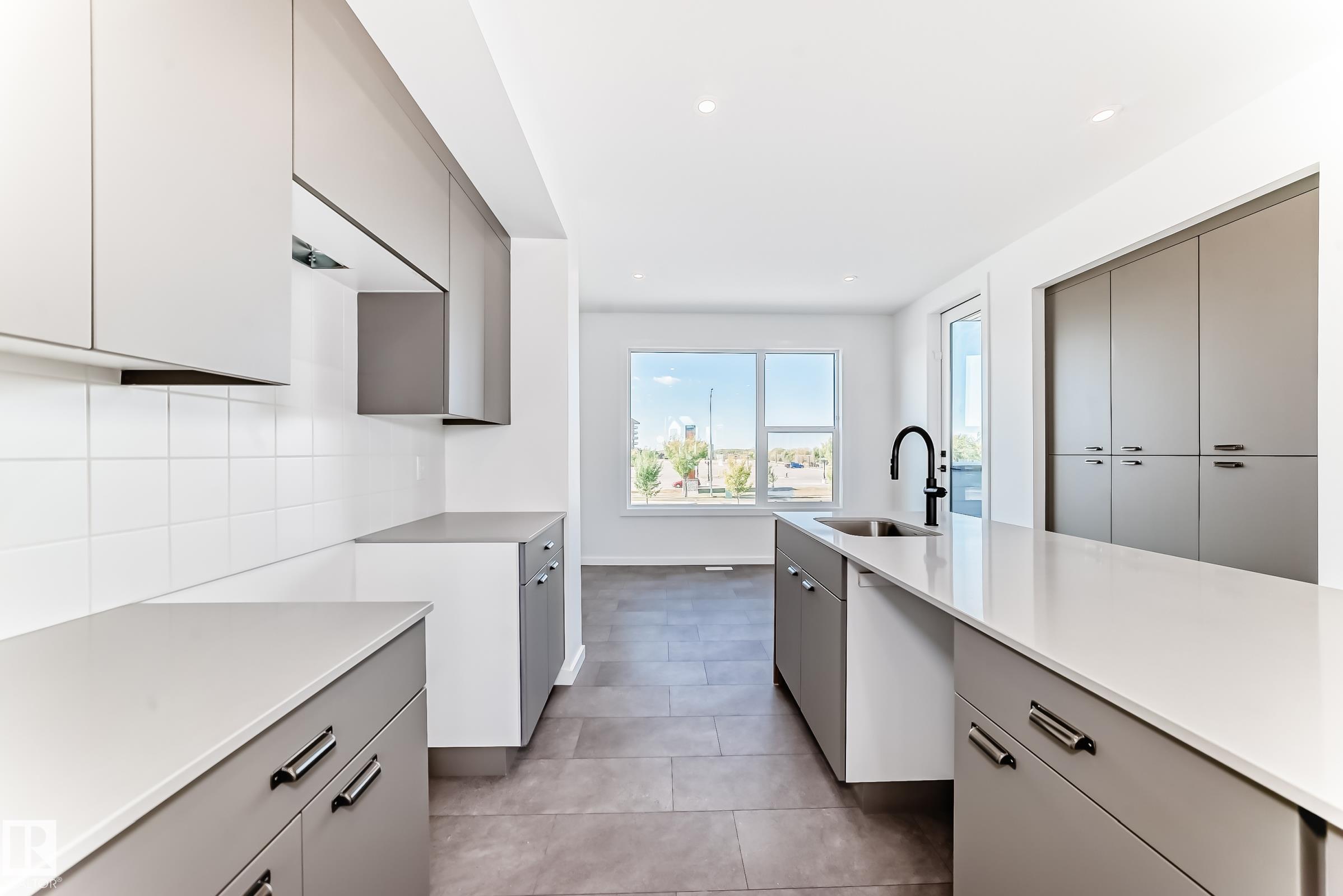 Photo 12 at 44 - 5 Rondeau Drive, South Riel, St. Albert