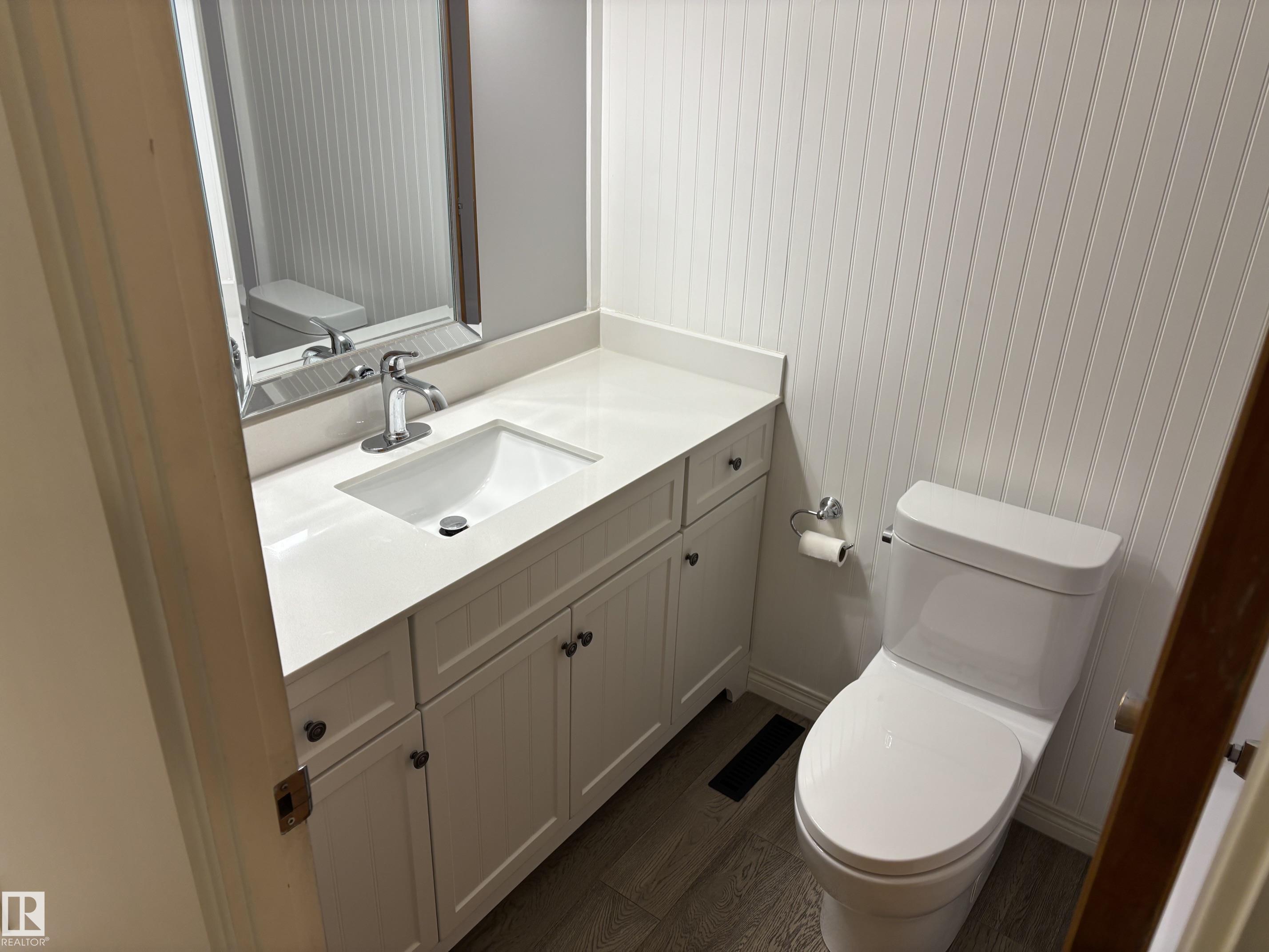 Photo 13 at 51 Glenmore Crescent, Grandin, St. Albert