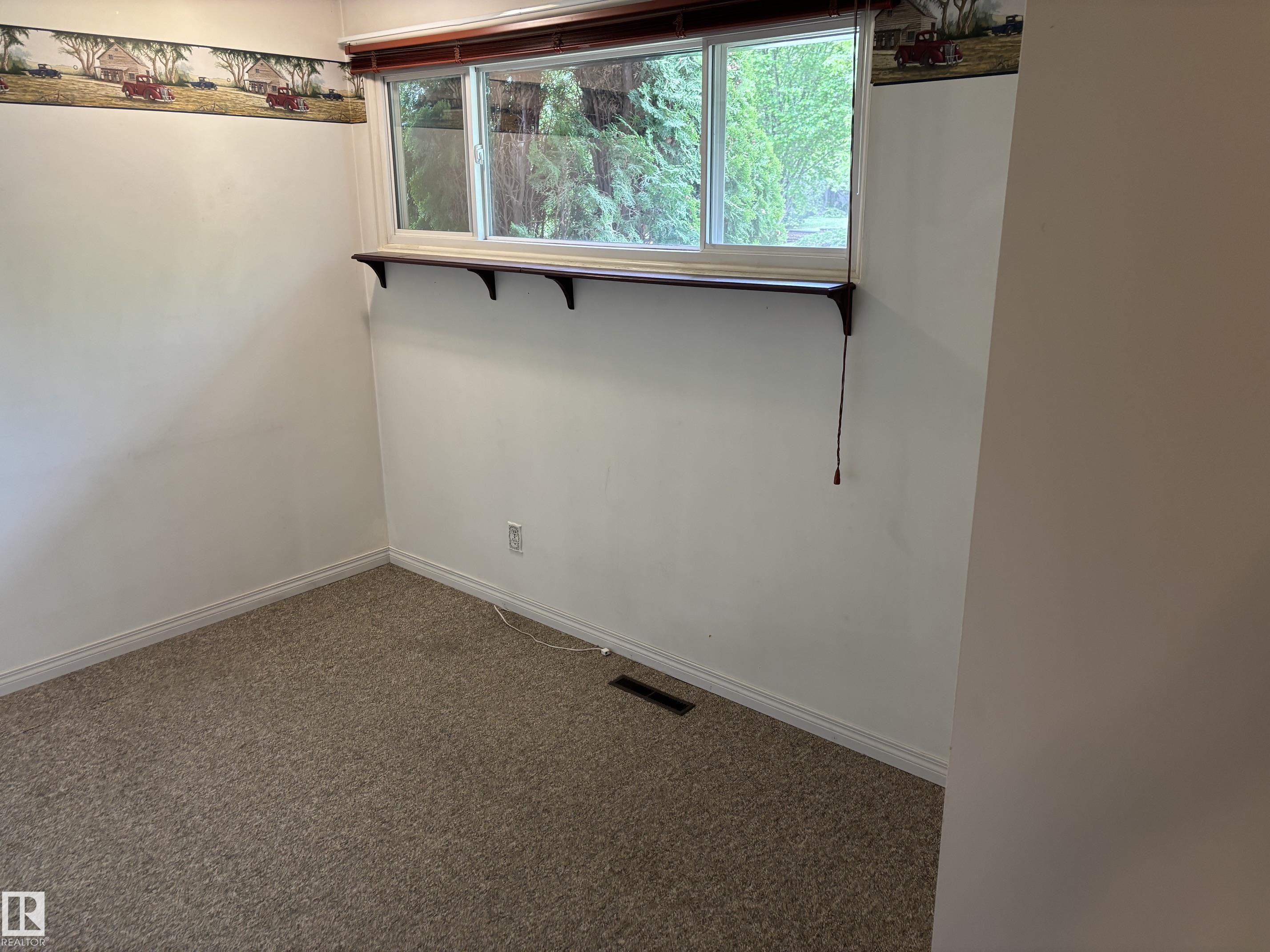 Photo 17 at 51 Glenmore Crescent, Grandin, St. Albert
