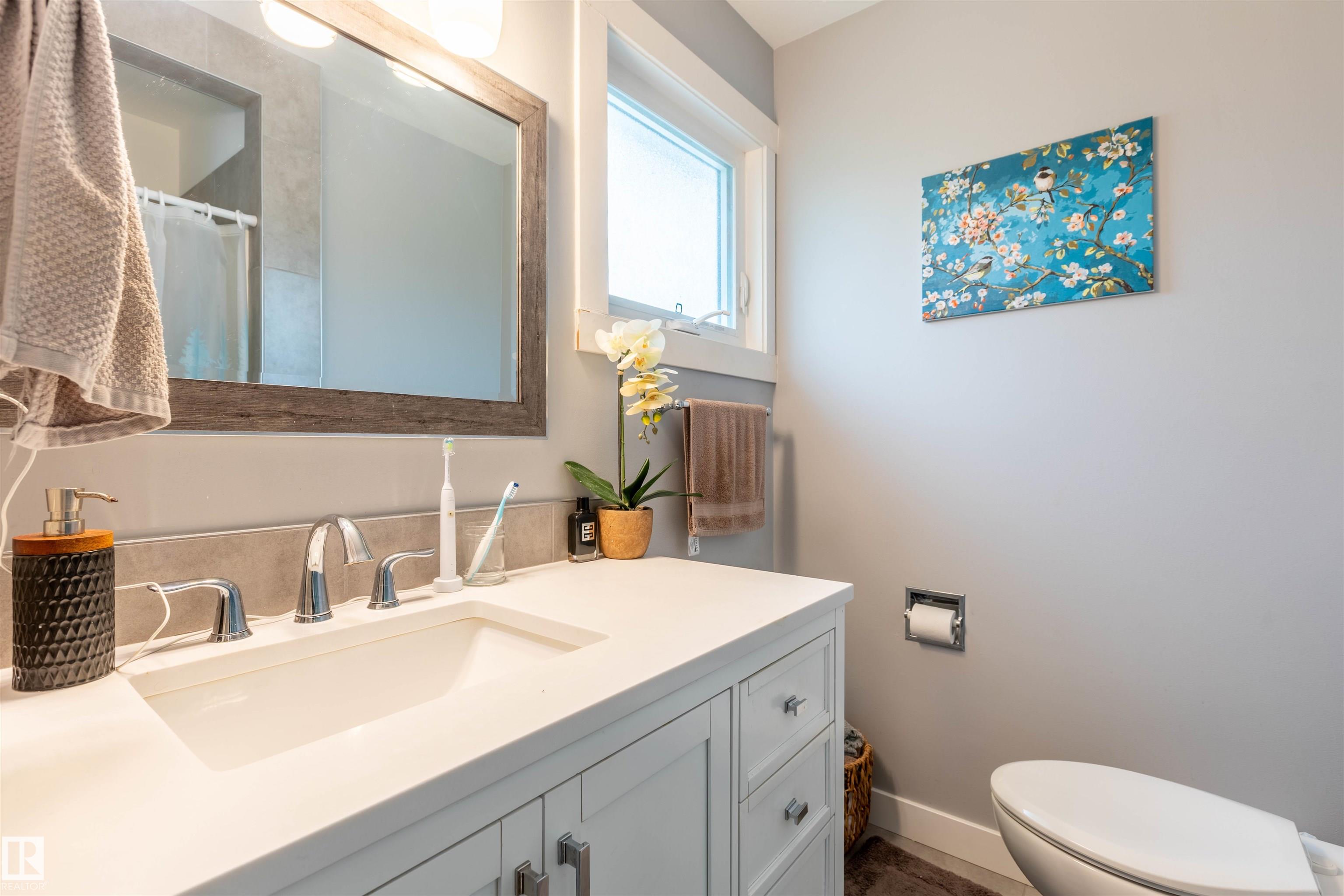 Photo 38 at 33 Andrew Crescent, Akinsdale, St. Albert