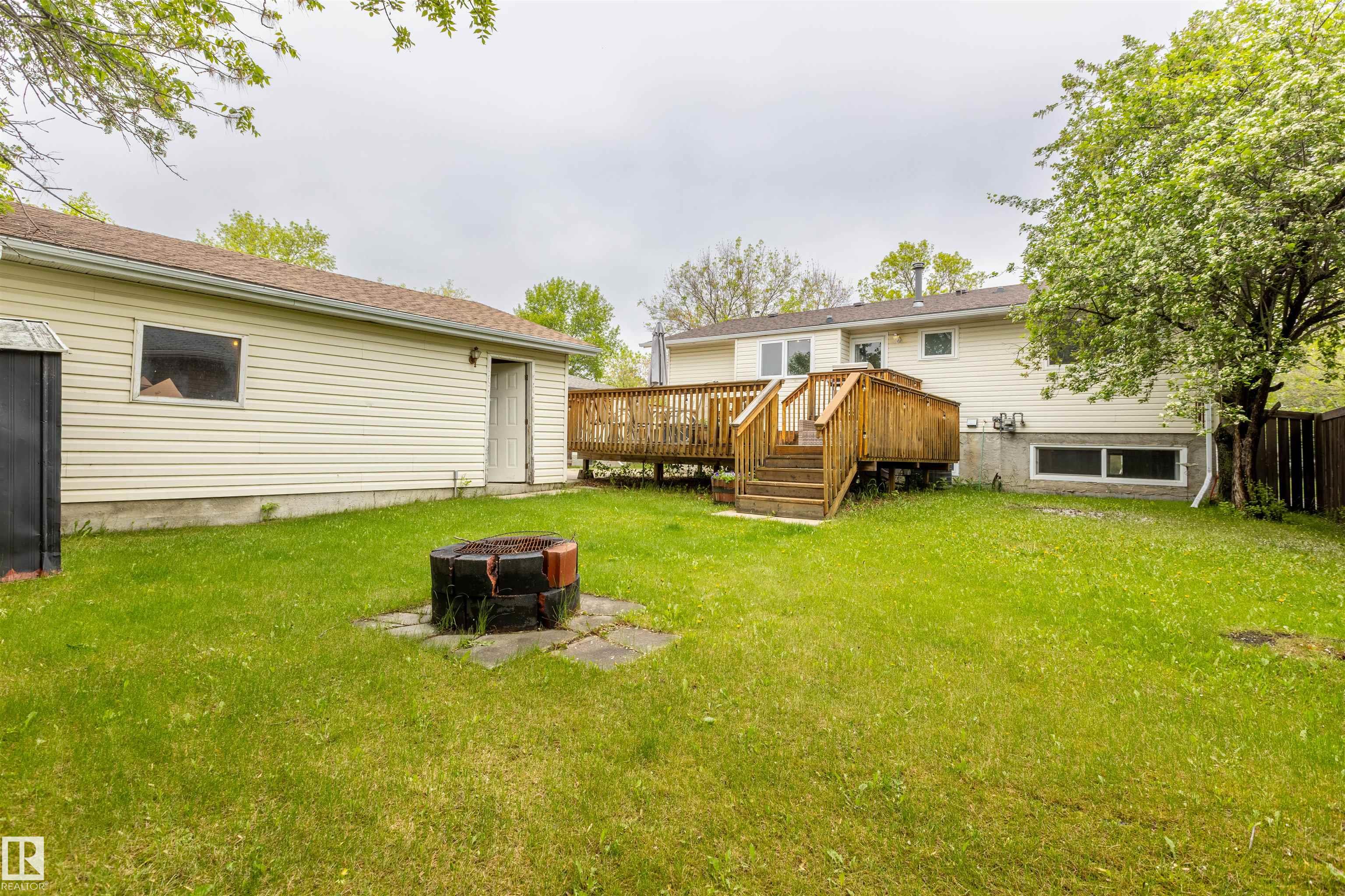 Photo 42 at 33 Andrew Crescent, Akinsdale, St. Albert