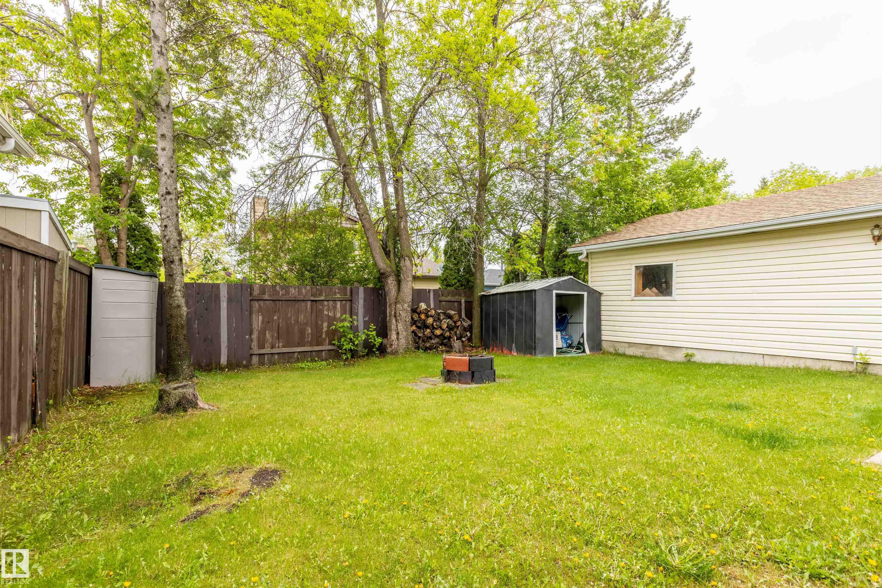 Photo 44 at 33 Andrew Crescent, Akinsdale, St. Albert