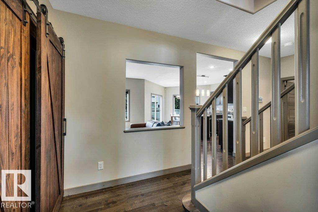 1107 Chahley crest NW, Cameron Heights, Edmonton