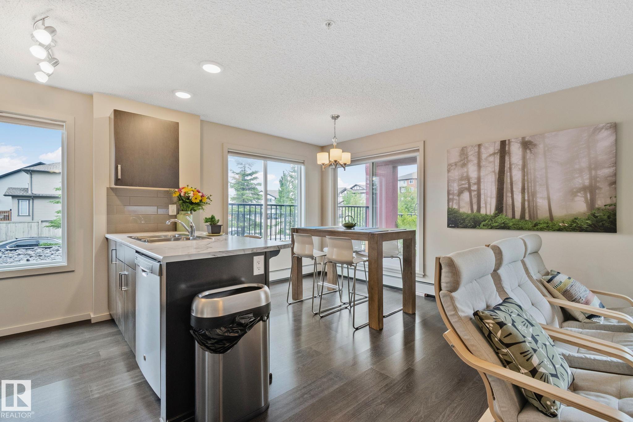 Photo 9 at 118 - 5521 7 Avenue SW, Charlesworth, Edmonton