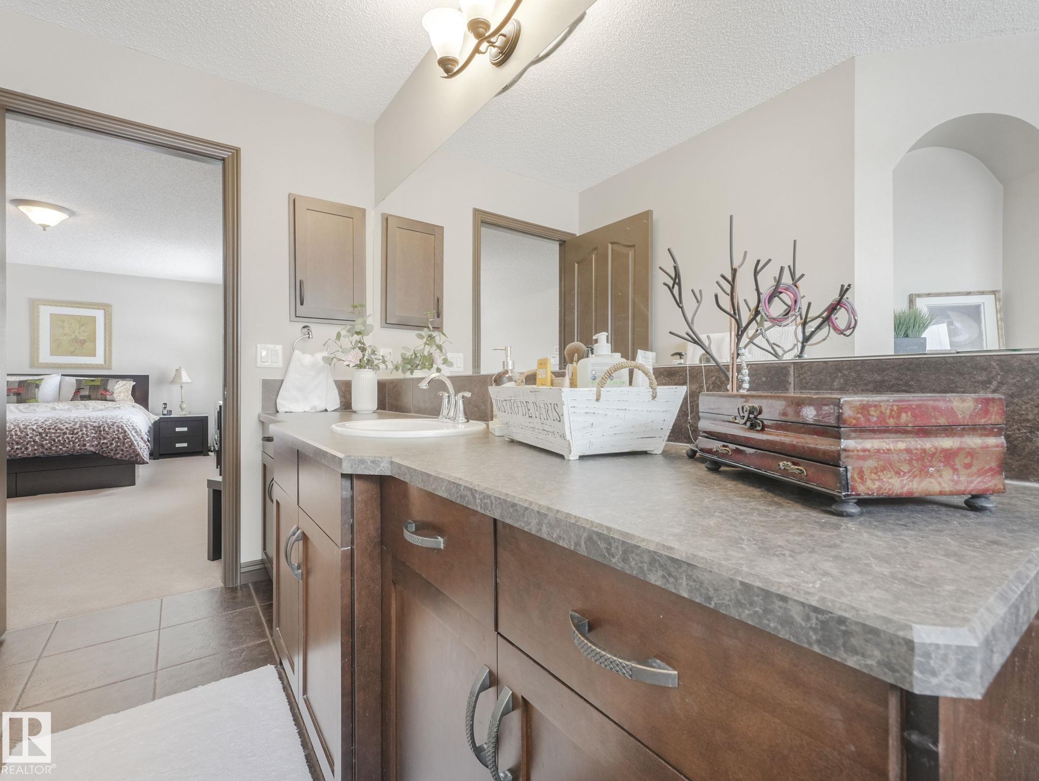 Photo 51 at 960 Summerside Link SW, Summerside, Edmonton