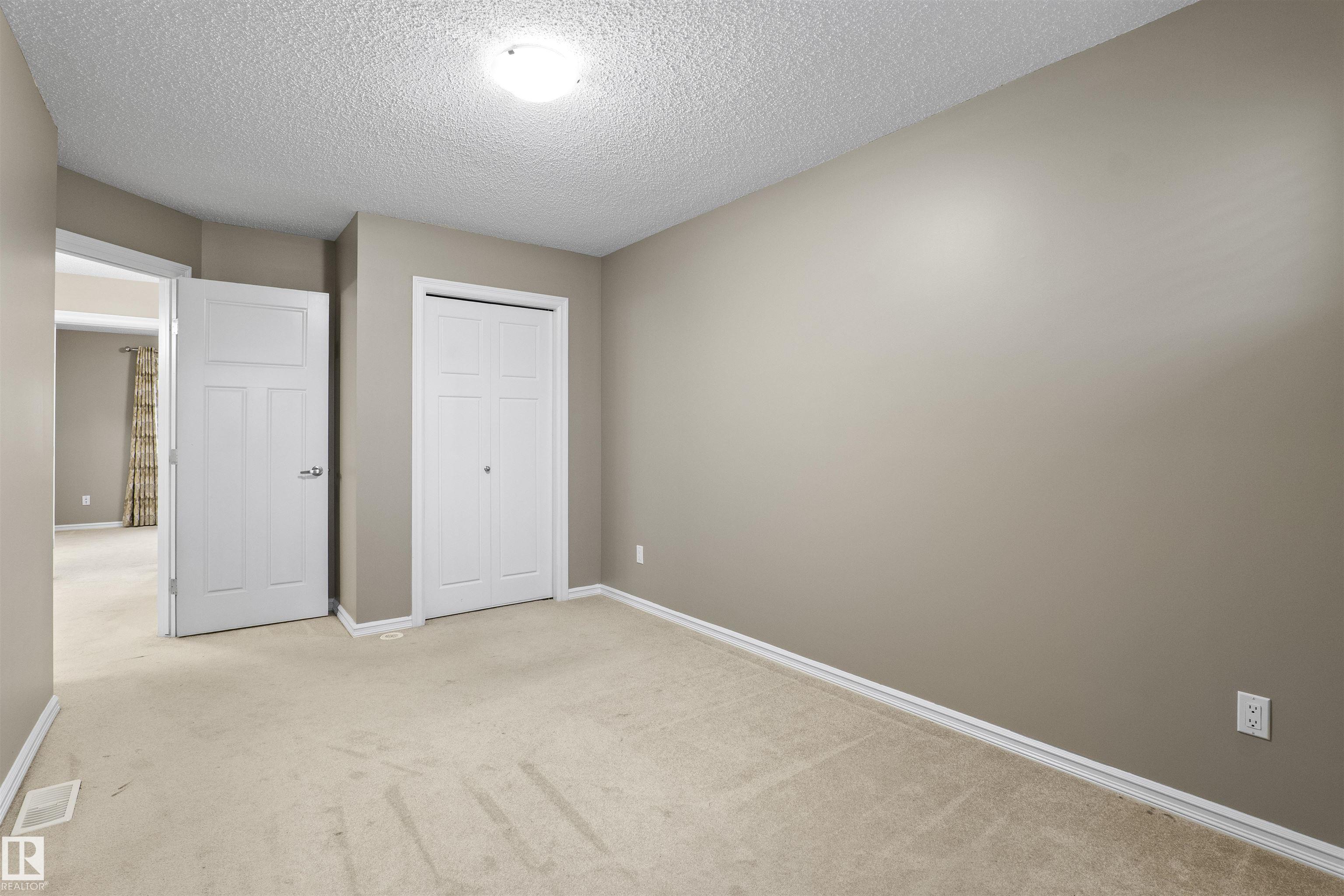 Photo 20 at 809 37a Avenue NW, Maple Crest, Edmonton