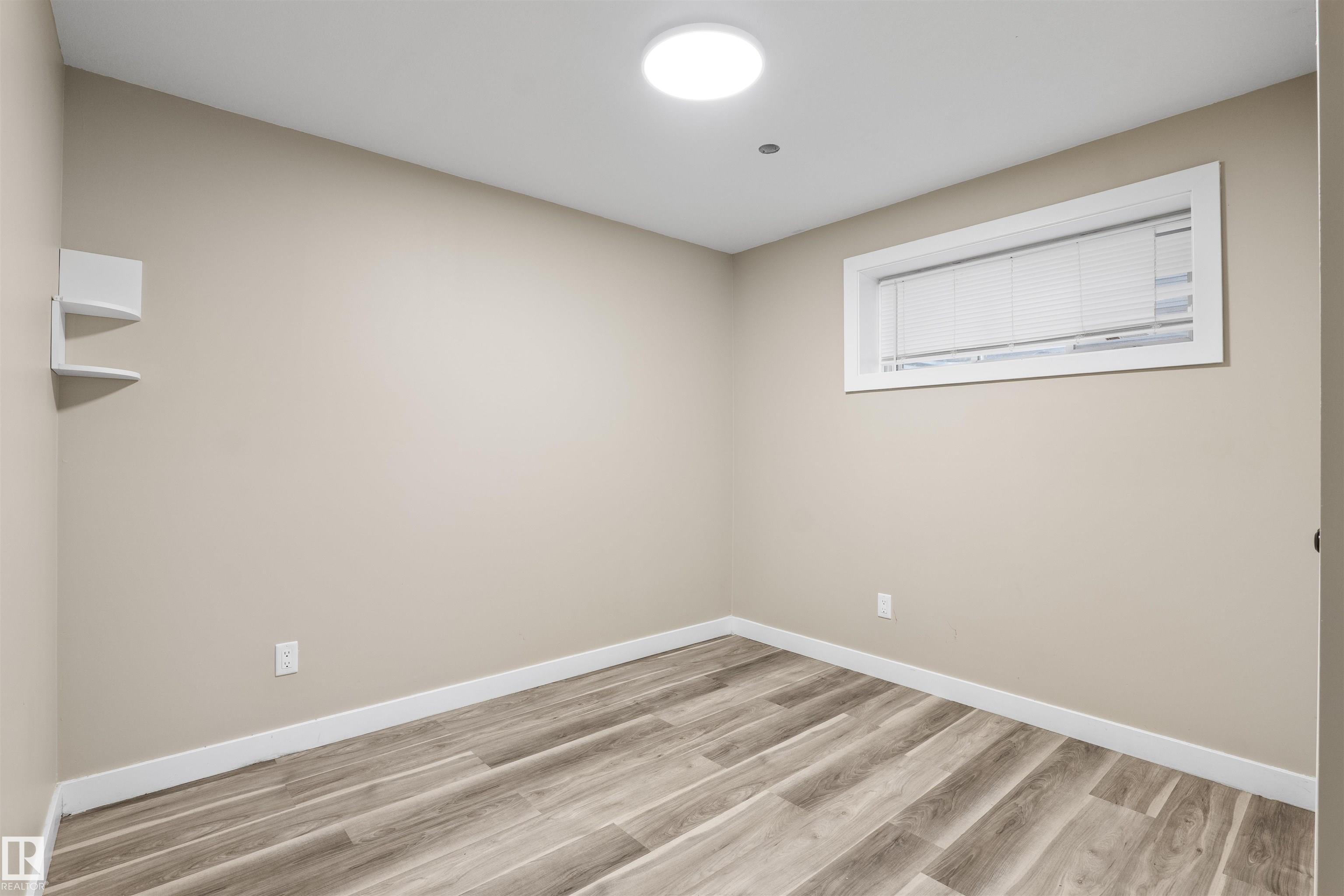Photo 29 at 809 37a Avenue NW, Maple Crest, Edmonton
