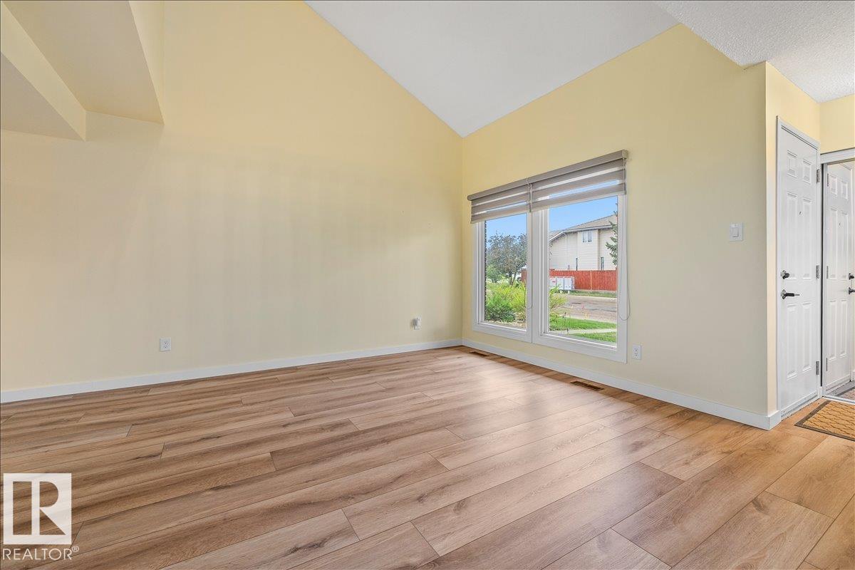 5327 Hill View Crescent NW, Hillview, Edmonton