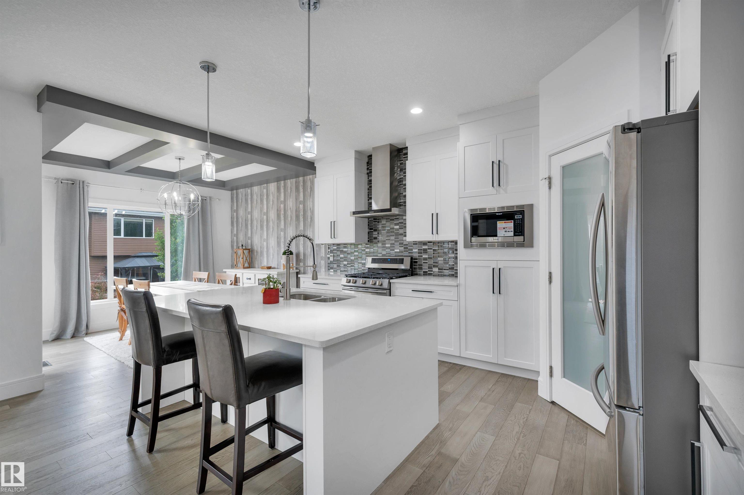 Photo 12 at 3898 Robins Crescent NW, Starling, Edmonton