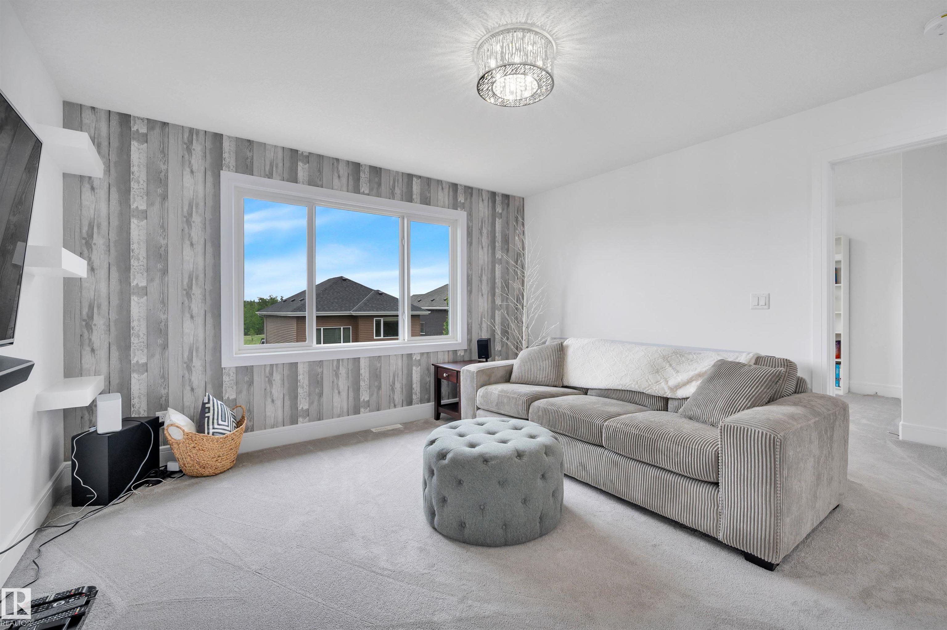 Photo 29 at 3898 Robins Crescent NW, Starling, Edmonton