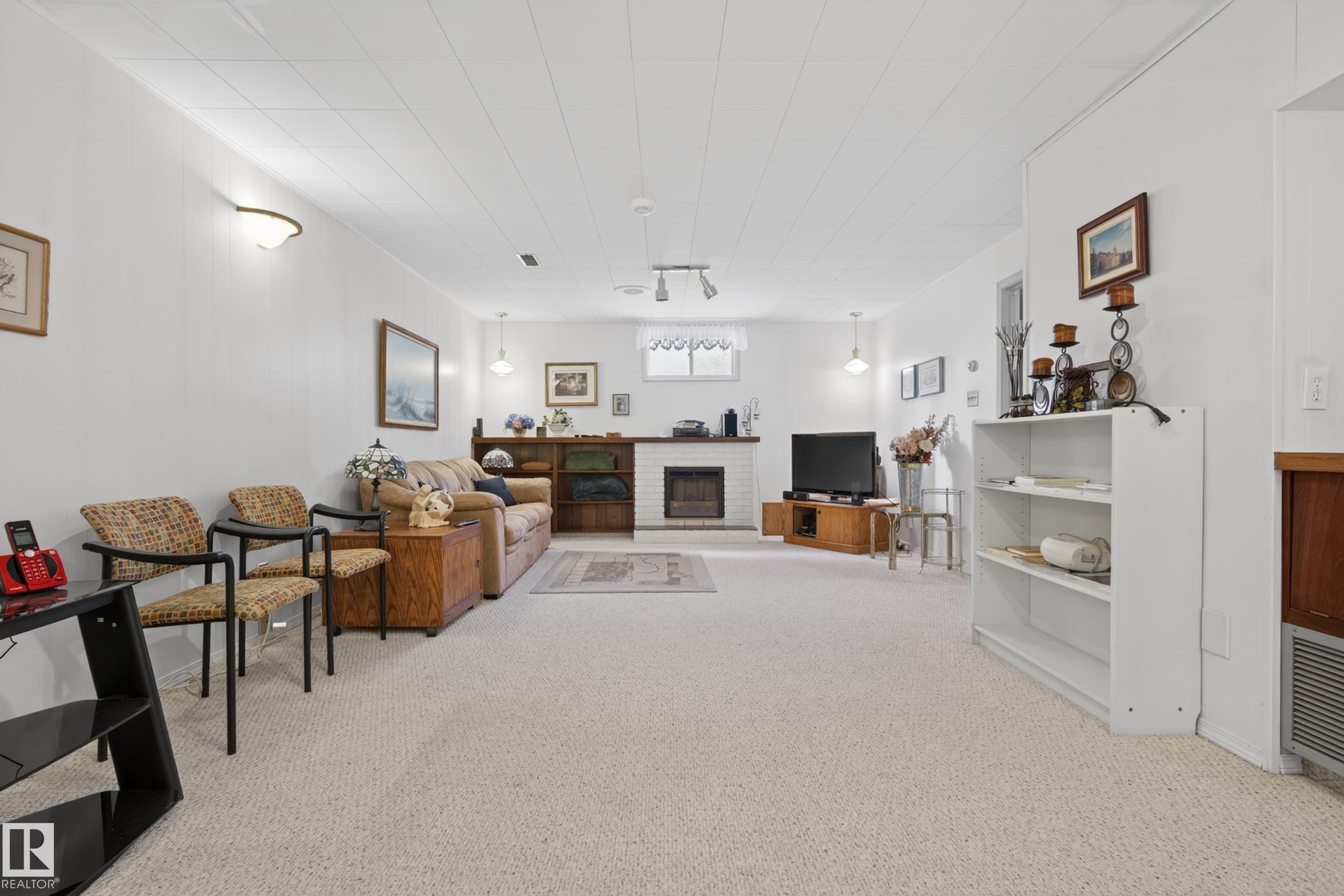 Photo 26 at 7307 86 Avenue NW, Kenilworth, Edmonton