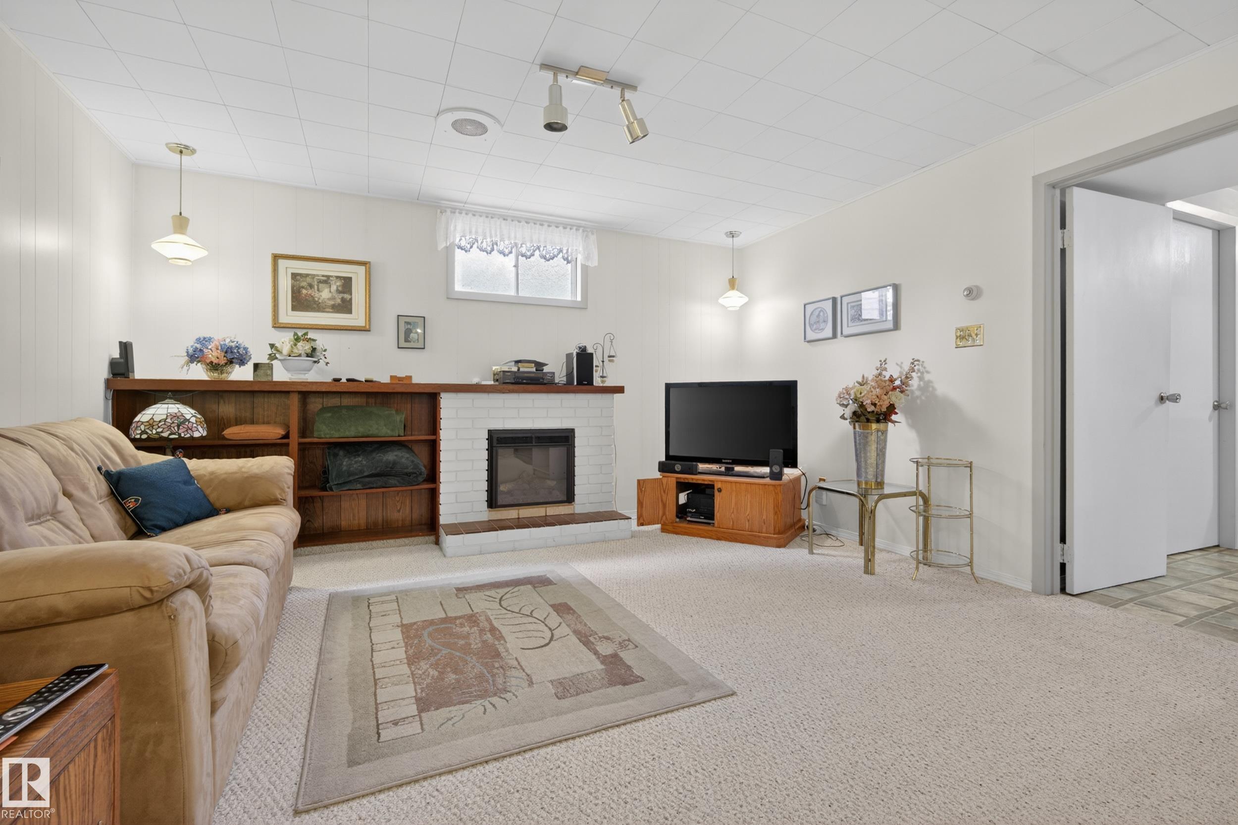 Photo 27 at 7307 86 Avenue NW, Kenilworth, Edmonton
