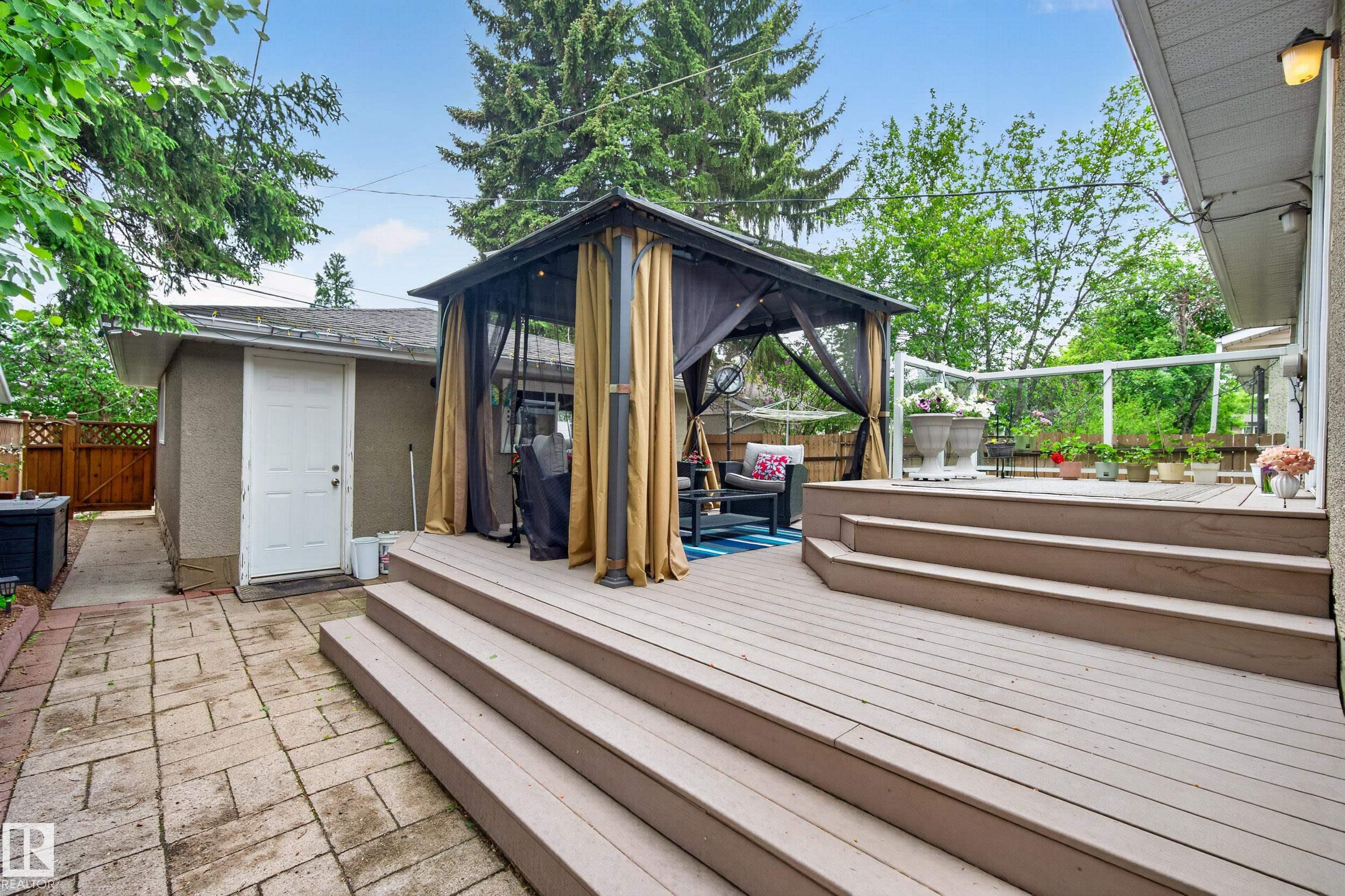 Photo 41 at 7307 86 Avenue NW, Kenilworth, Edmonton