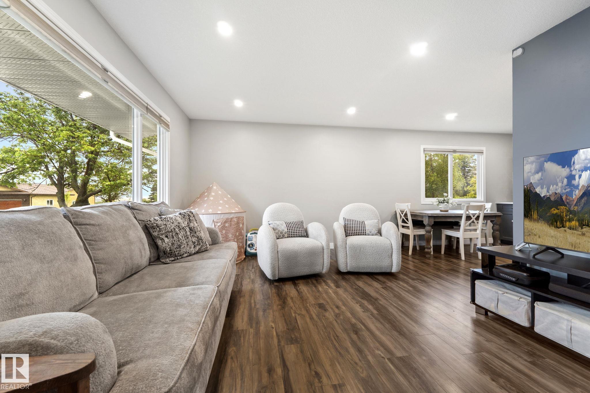Photo 6 at 4702 50 Avenue, Centre-Ville, Beaumont