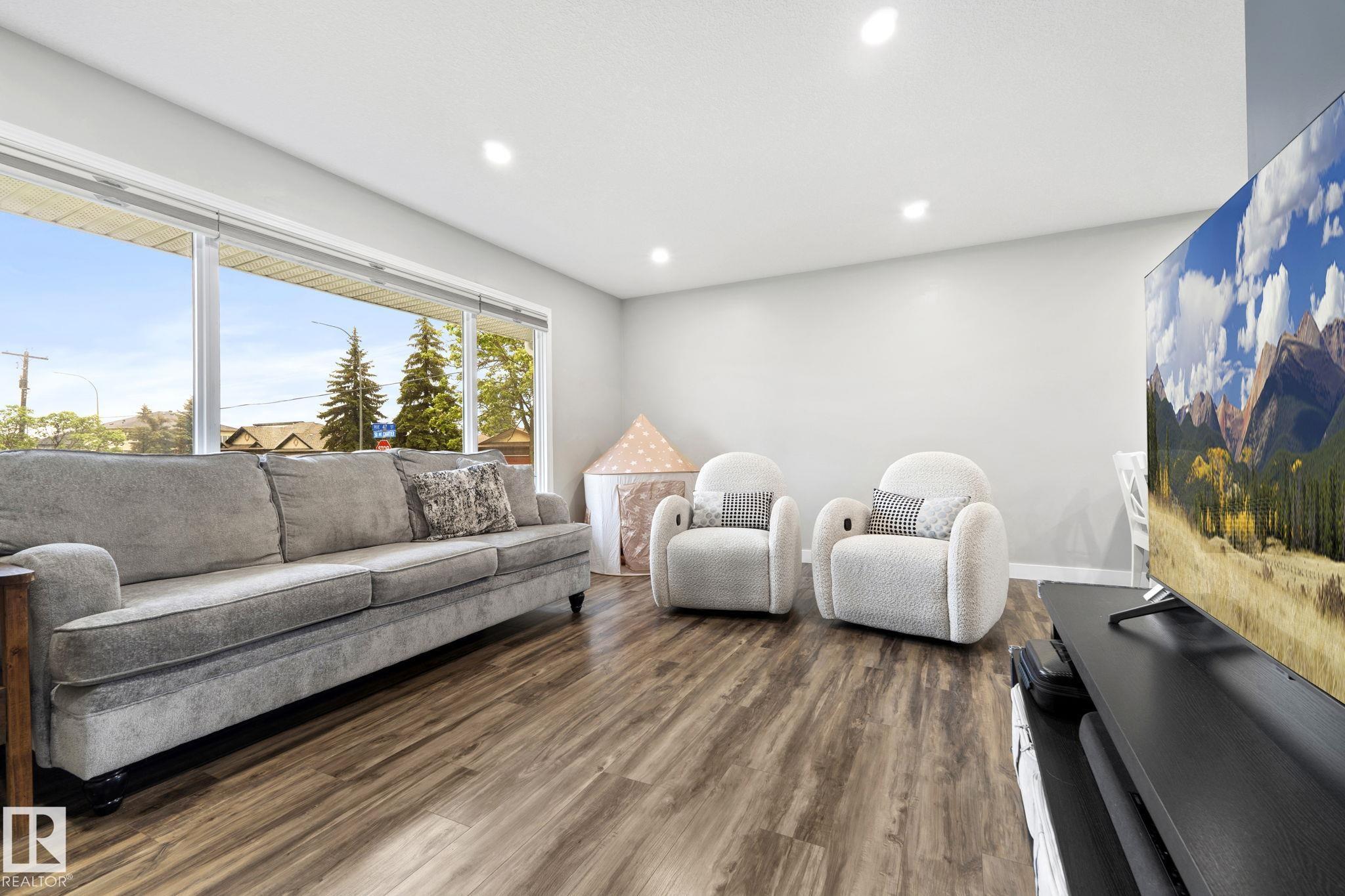 Photo 7 at 4702 50 Avenue, Centre-Ville, Beaumont