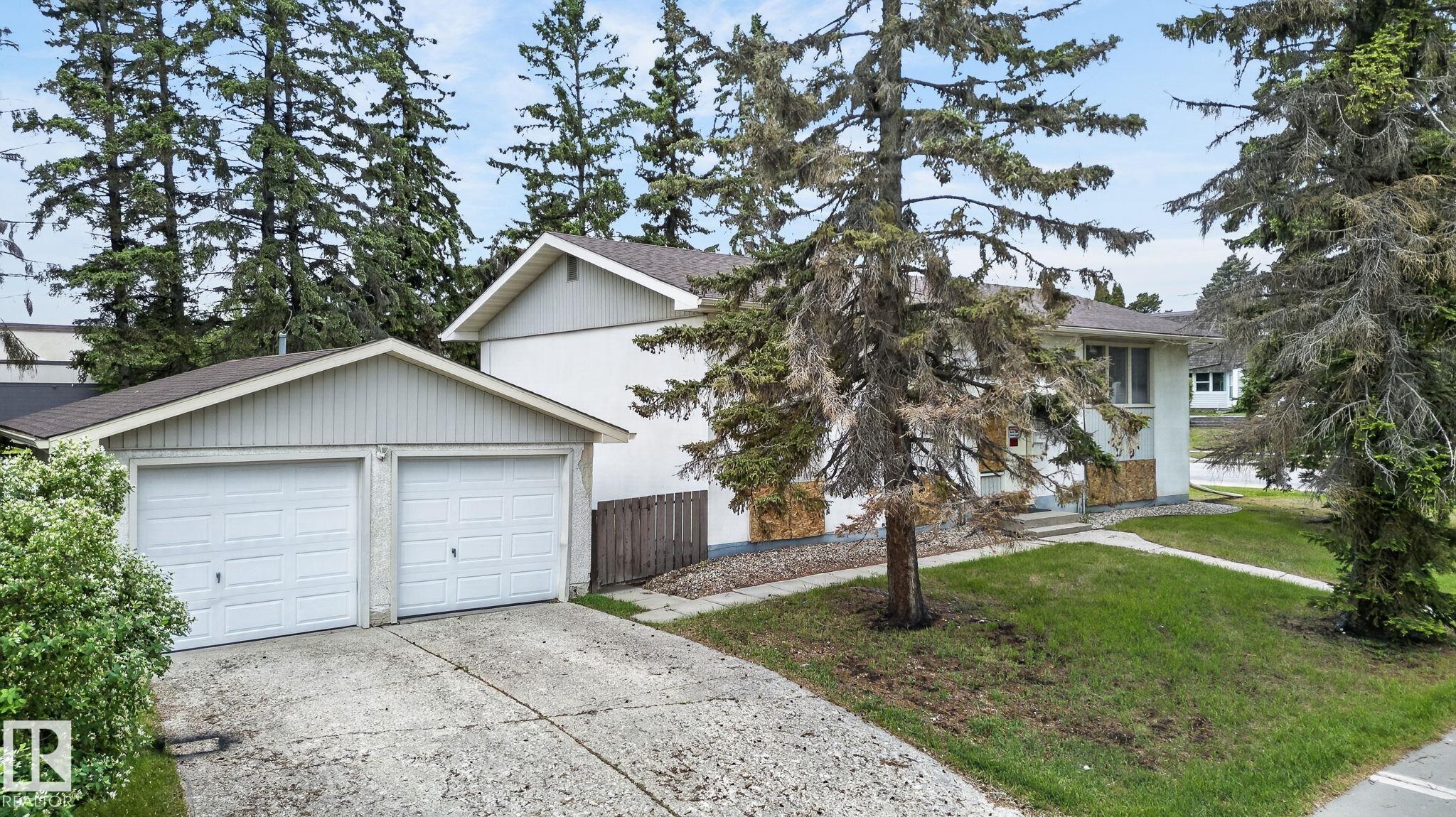 Photo 15 at 13920 64 Street NW, York, Edmonton