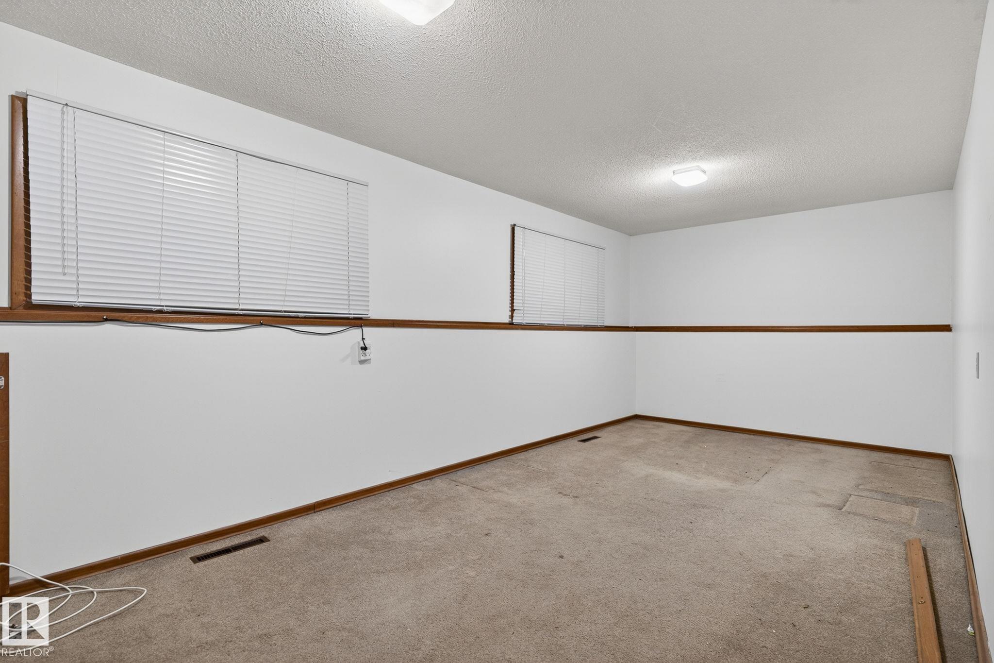 Photo 40 at 13920 64 Street NW, York, Edmonton