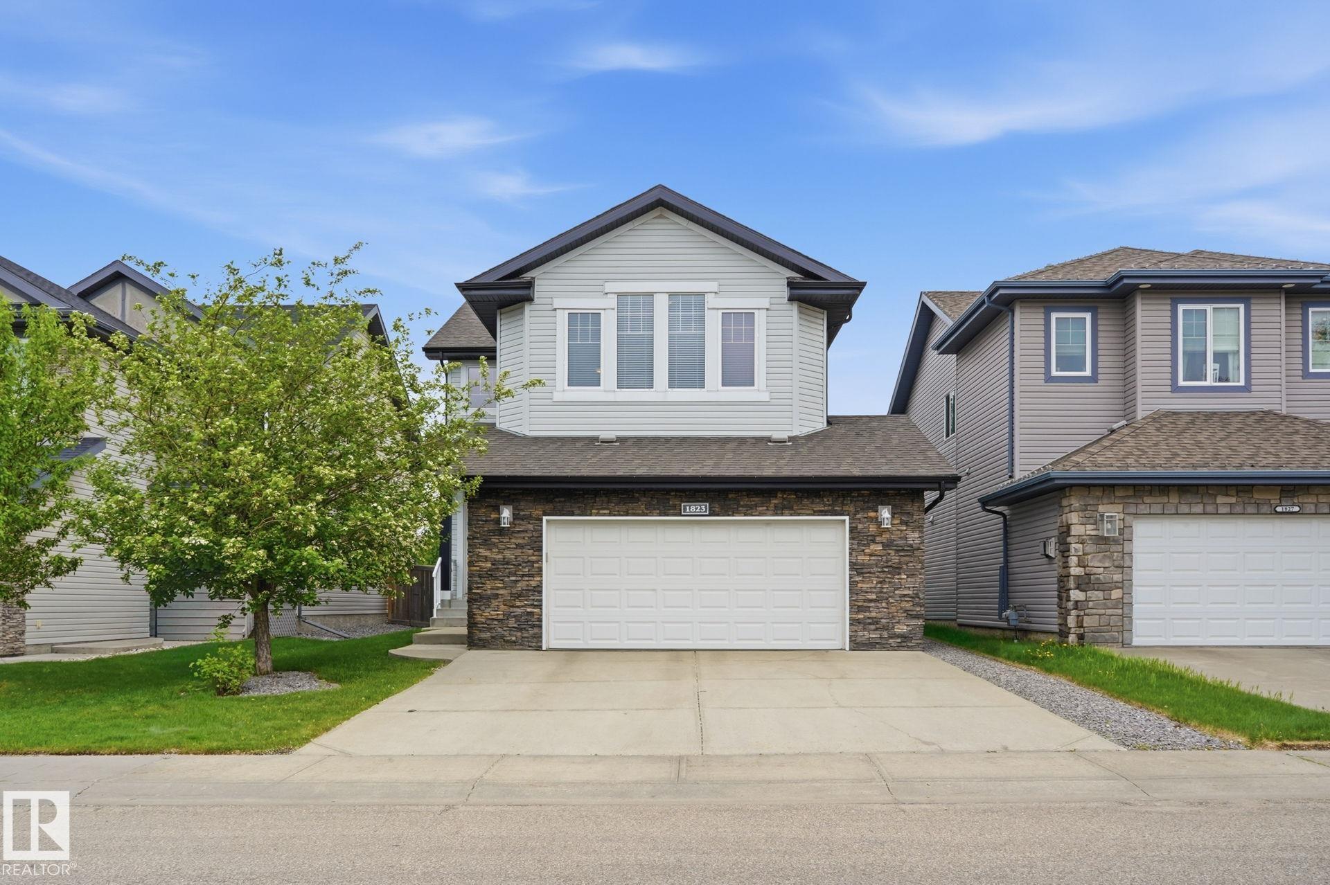 1823 67 Street SW, Summerside, Edmonton