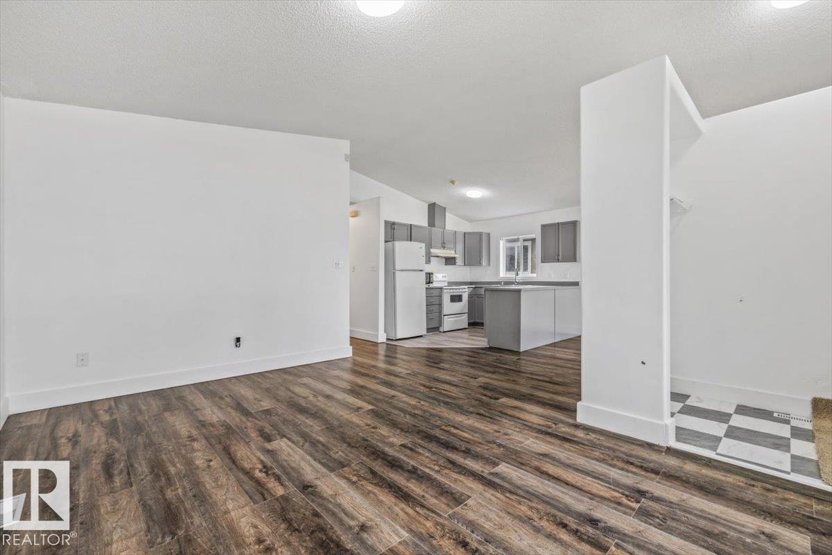 Photo 12 at 11229 85 Street NW, Parkdale, Edmonton