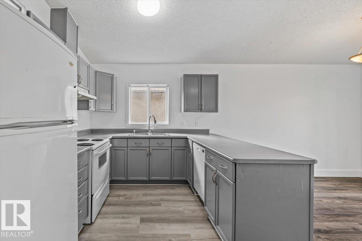 Photo 15 at 11229 85 Street NW, Parkdale, Edmonton