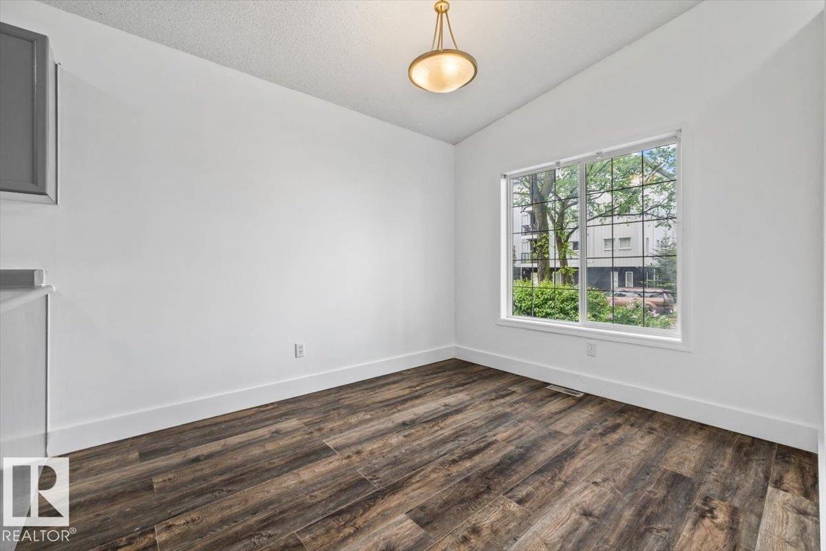 Photo 17 at 11229 85 Street NW, Parkdale, Edmonton