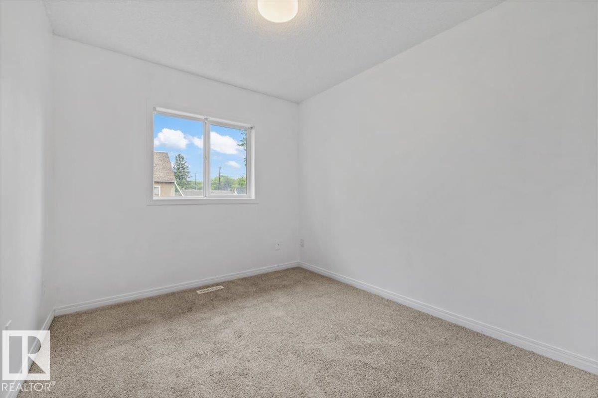 Photo 25 at 11229 85 Street NW, Parkdale, Edmonton