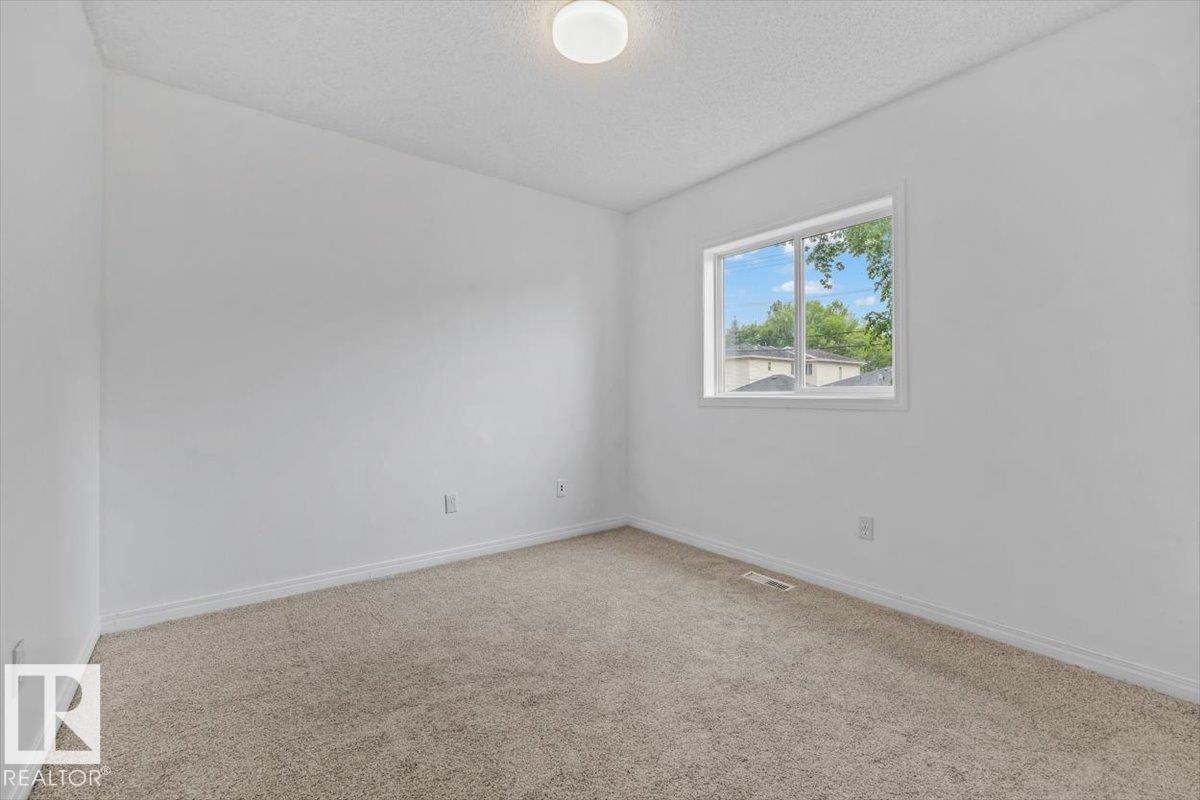 Photo 26 at 11229 85 Street NW, Parkdale, Edmonton