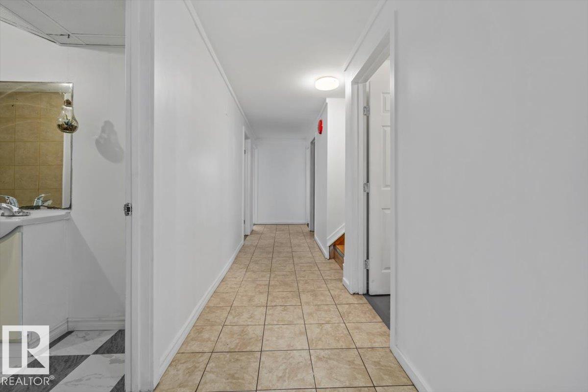 Photo 28 at 11229 85 Street NW, Parkdale, Edmonton