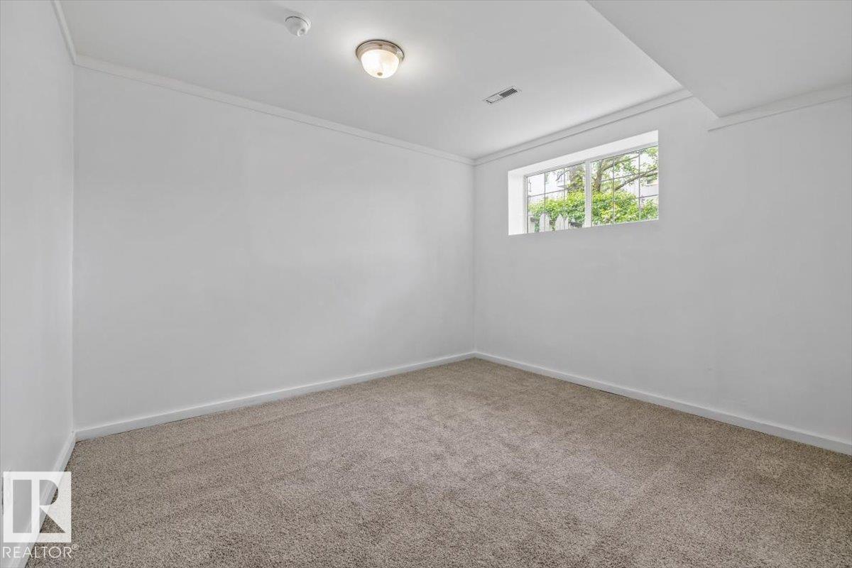 Photo 29 at 11229 85 Street NW, Parkdale, Edmonton