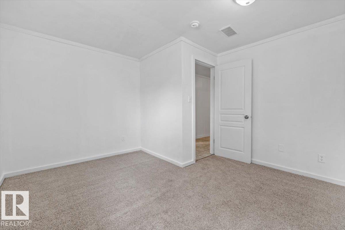 Photo 34 at 11229 85 Street NW, Parkdale, Edmonton