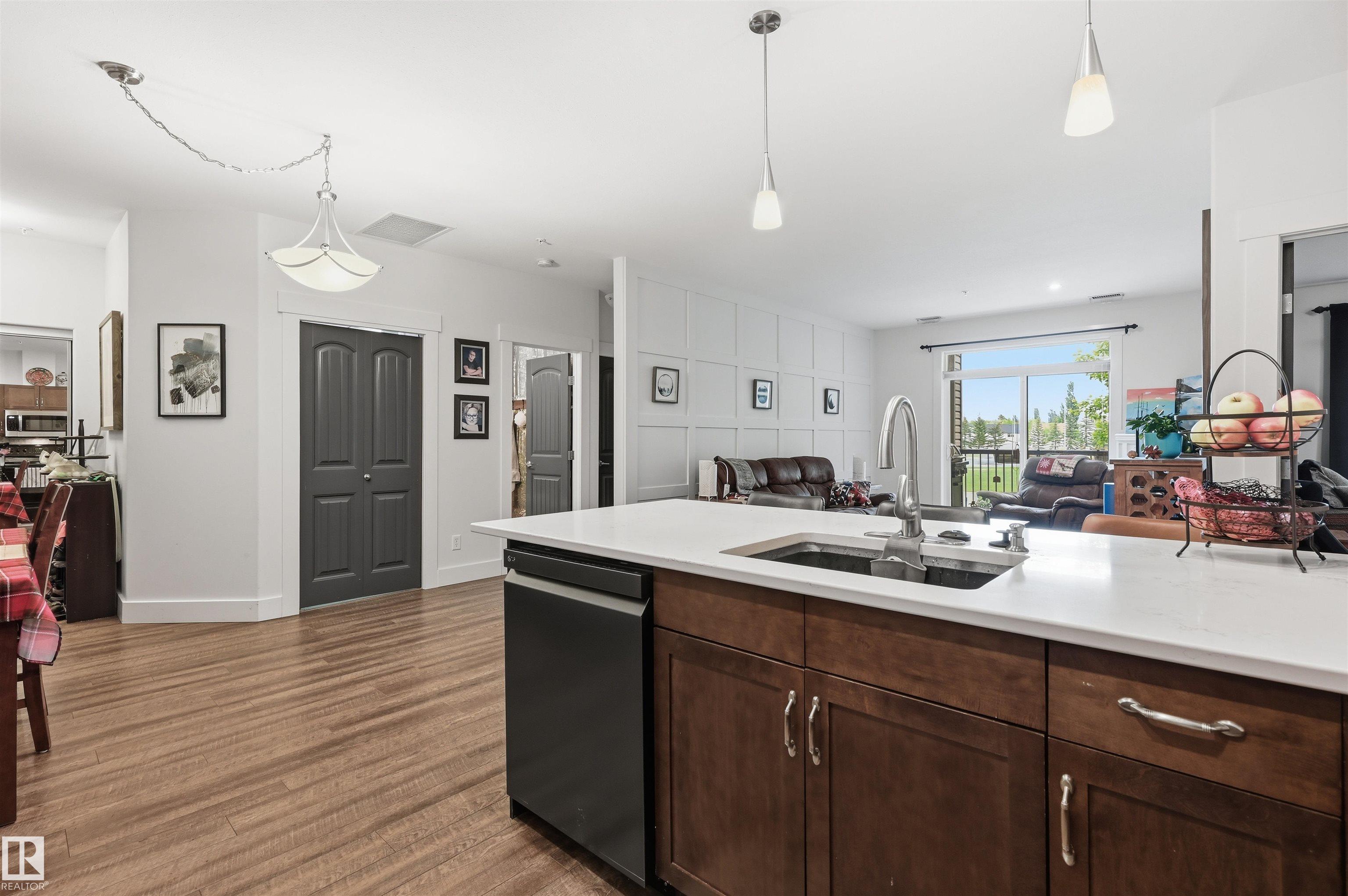 217 - 2503 Hanna Crescent NW, Haddow, Edmonton