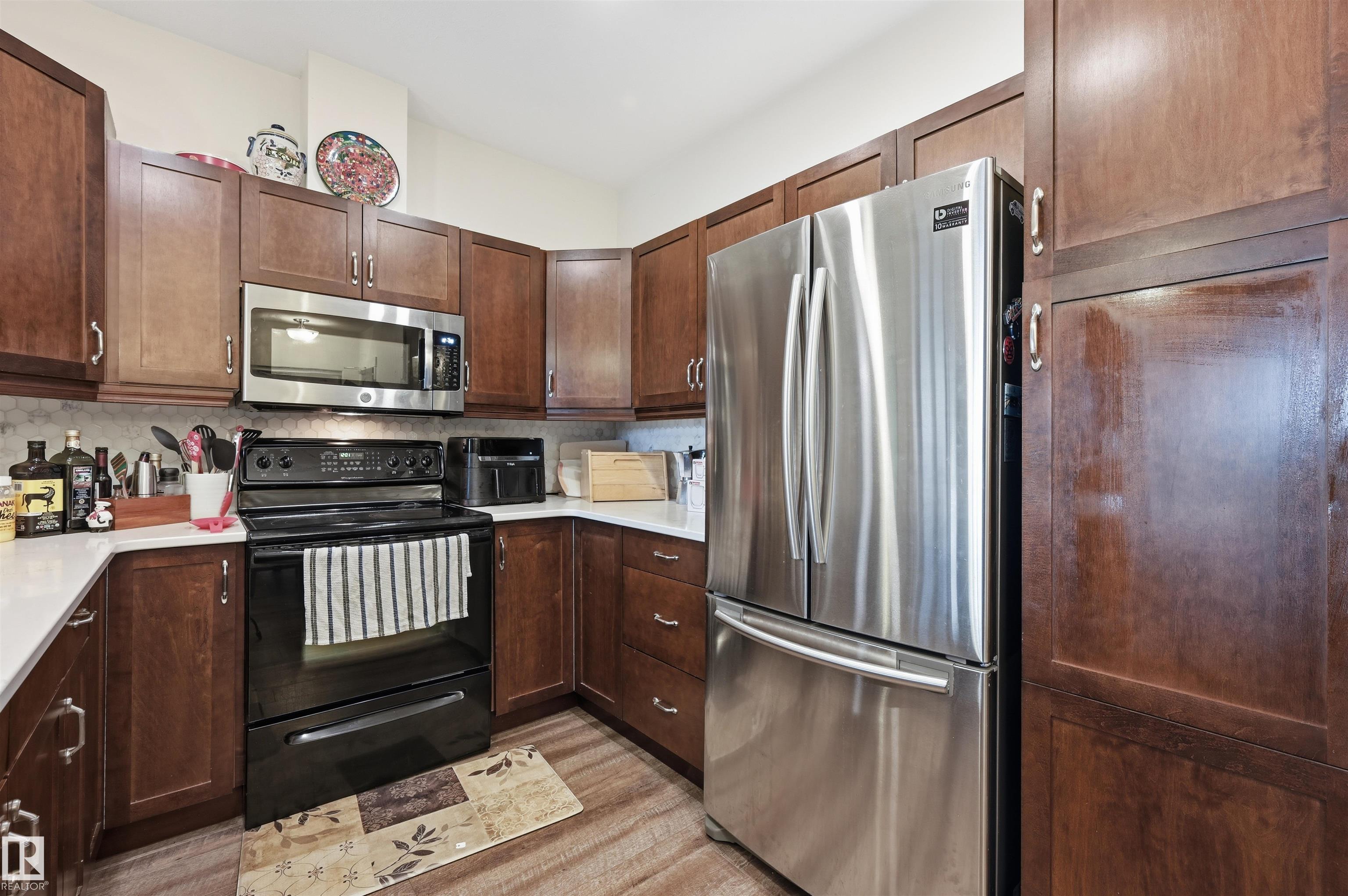 Photo 6 at 217 - 2503 Hanna Crescent NW, Haddow, Edmonton