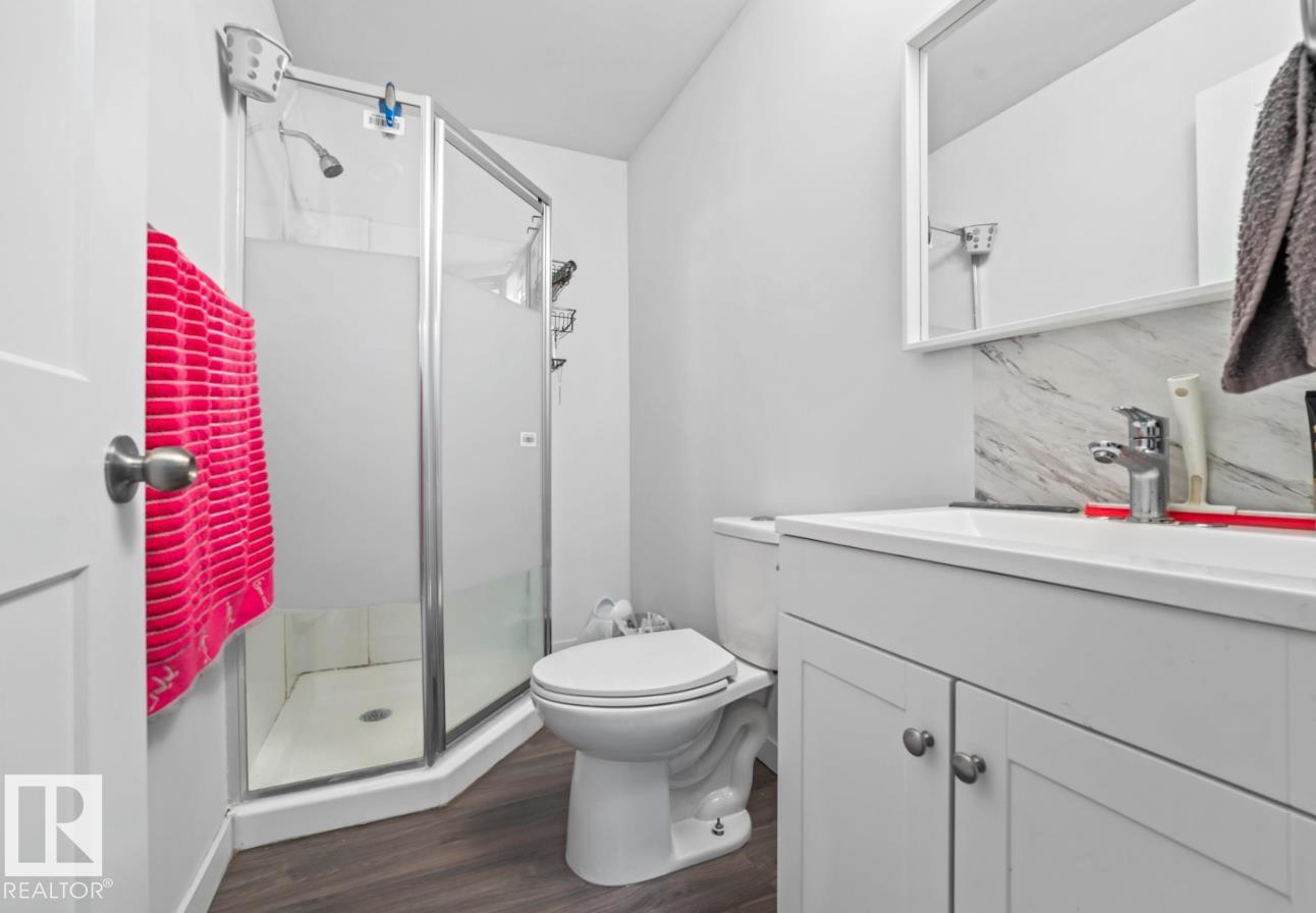 Photo 9 at 2153 Maple Road NW, Maple Crest, Edmonton