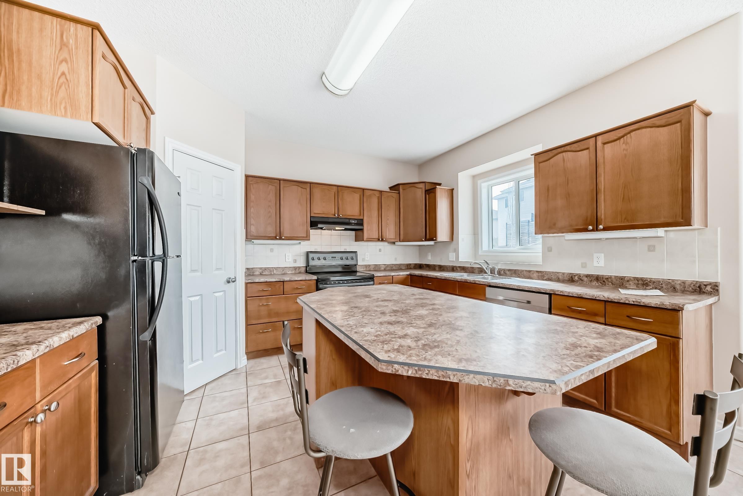 Photo 27 at 243 Hilliard Green green NW, Hodgson, Edmonton