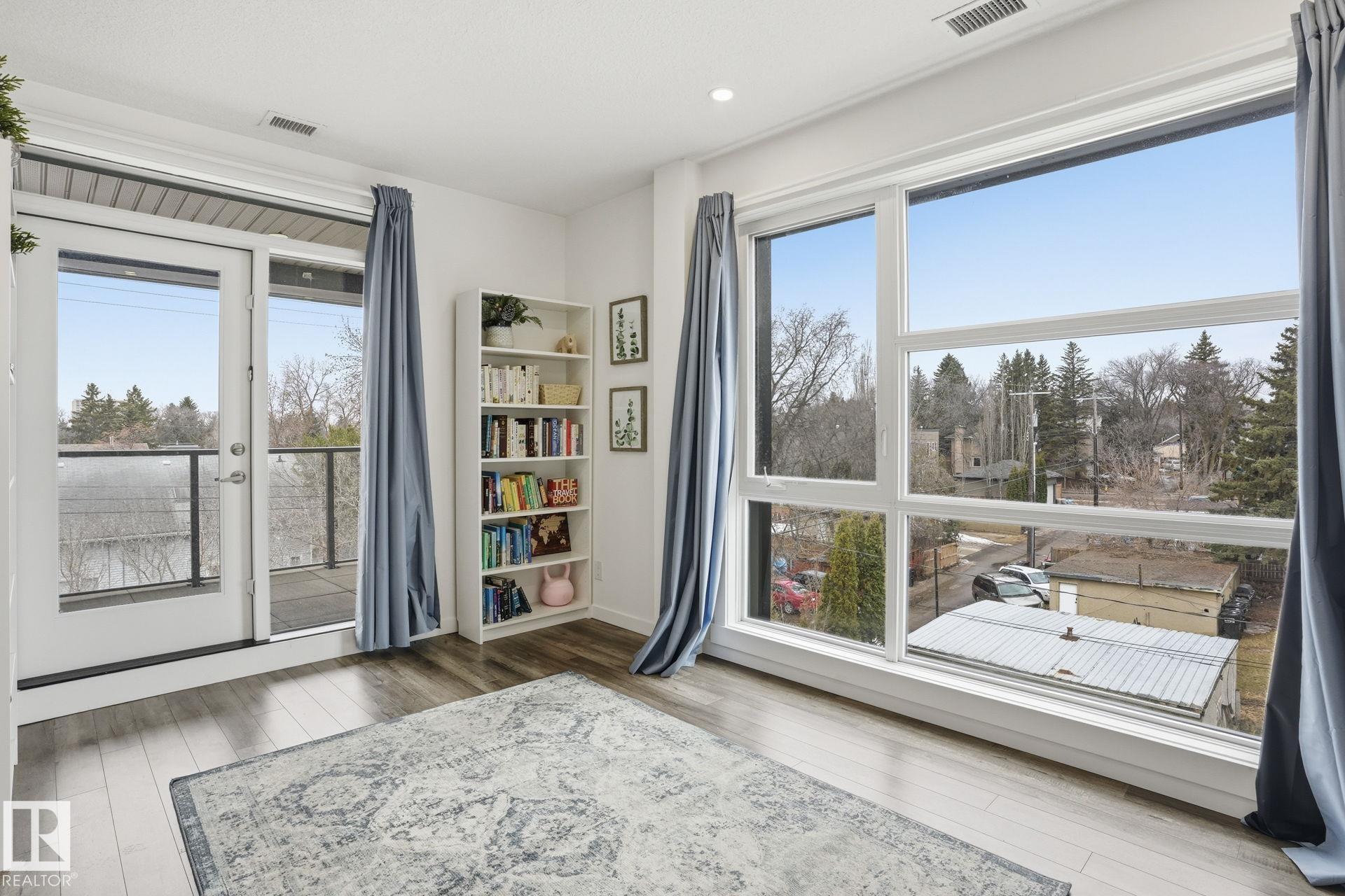 Photo 10 at 311 - 11503 76 Avenue NW, Belgravia, Edmonton