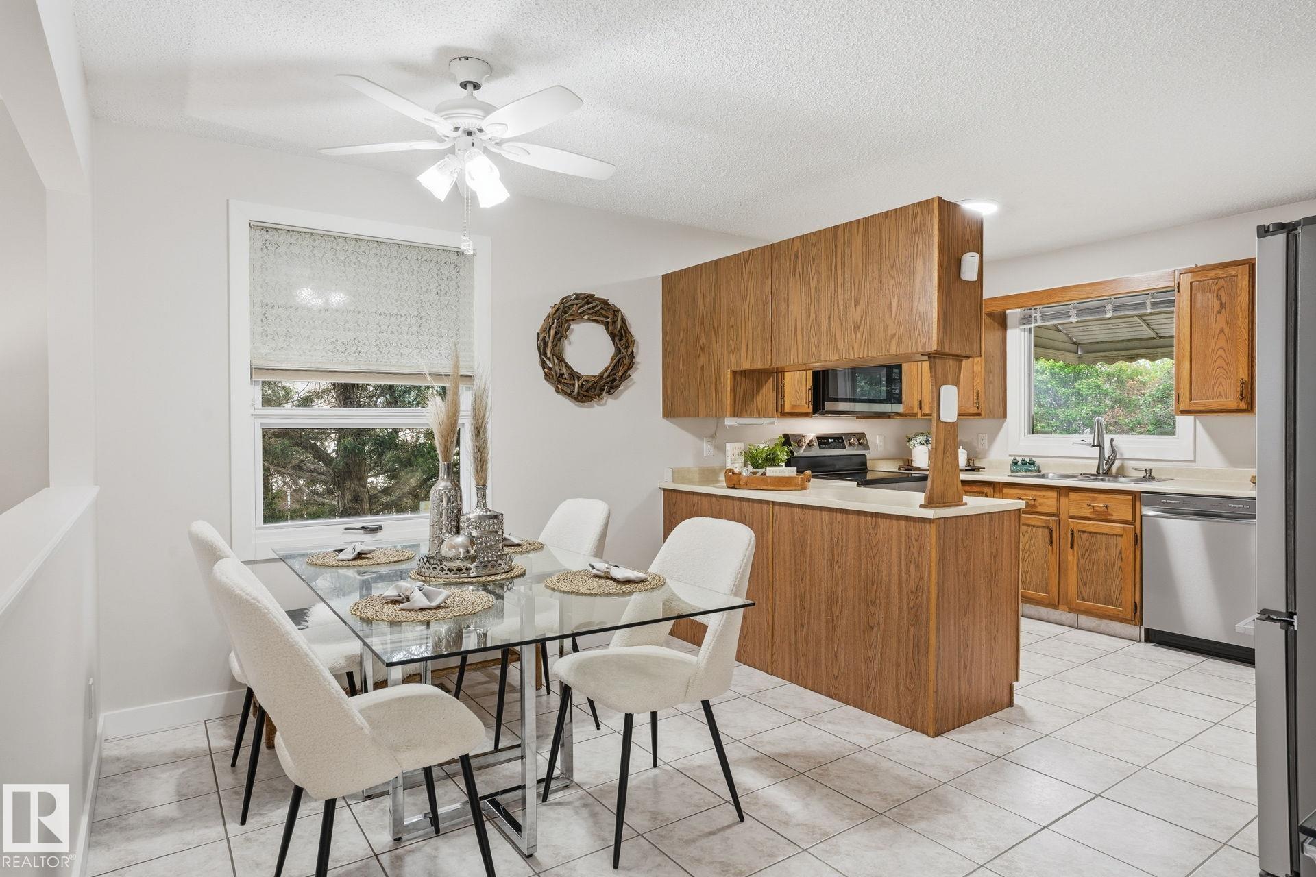 Photo 10 at 1008 61 Street NW, Sakaw, Edmonton