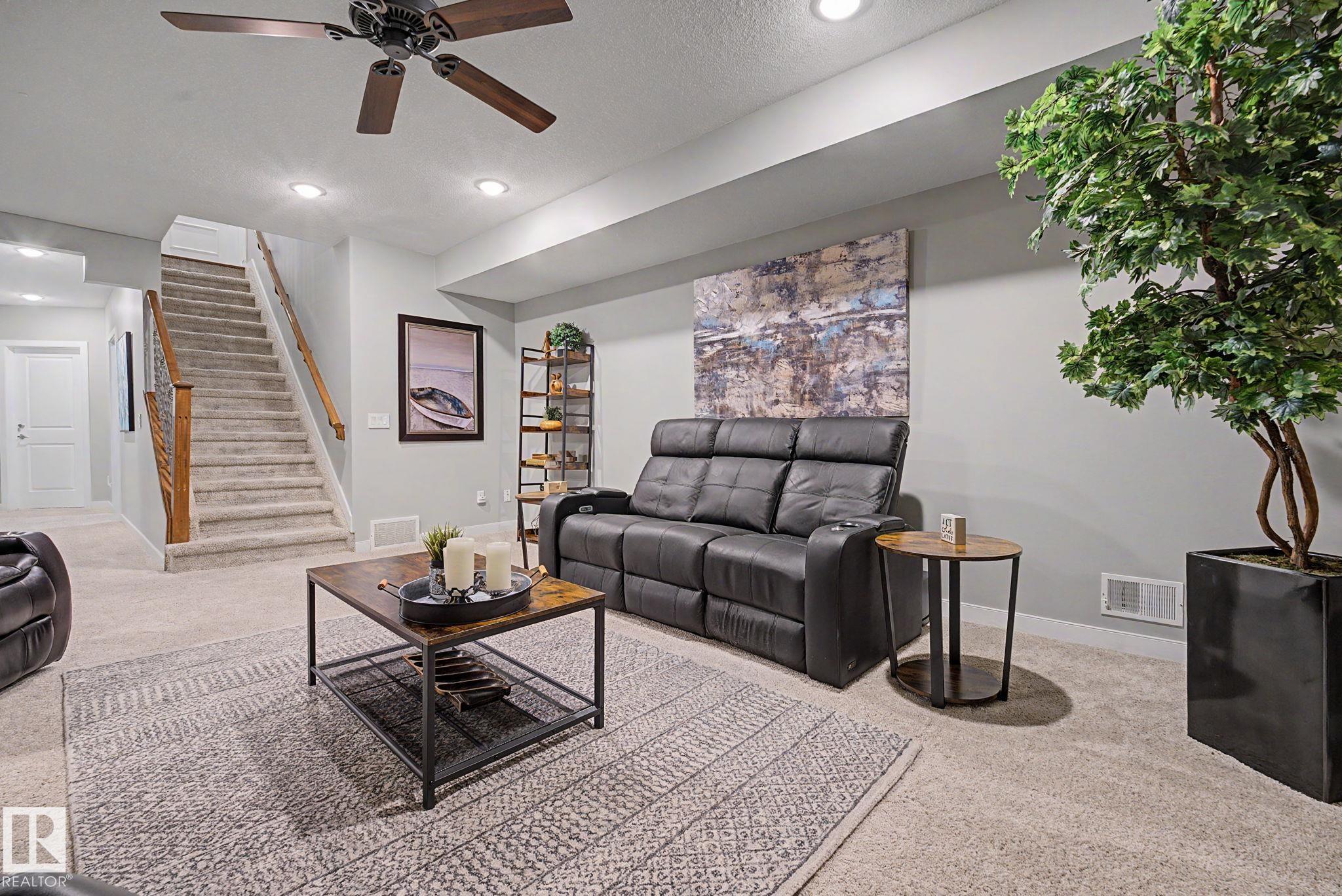 Photo 37 at 33 - 841 156 Street NW, South Terwillegar, Edmonton
