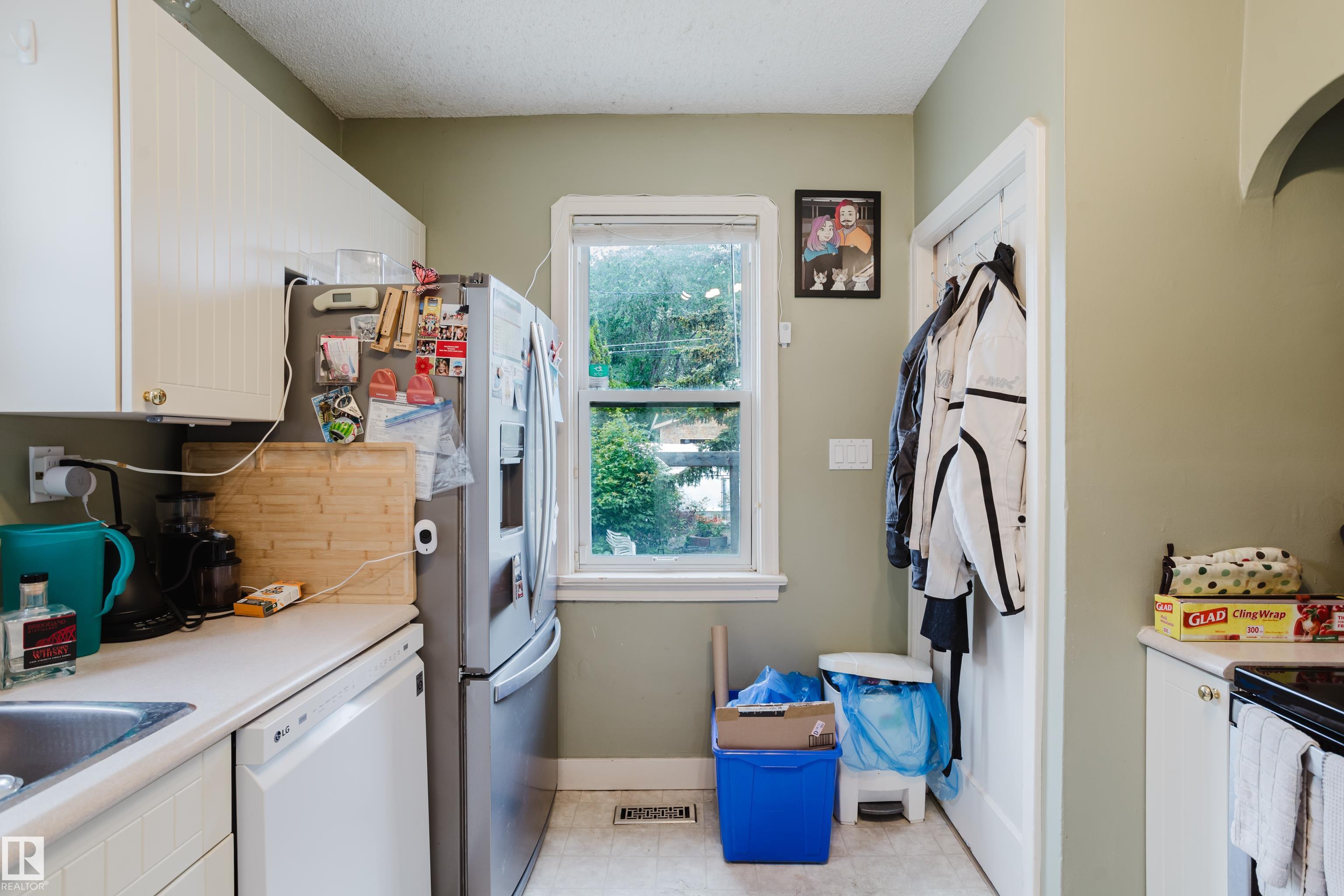 Photo 14 at 11158 65 Street NW, Highlands, Edmonton