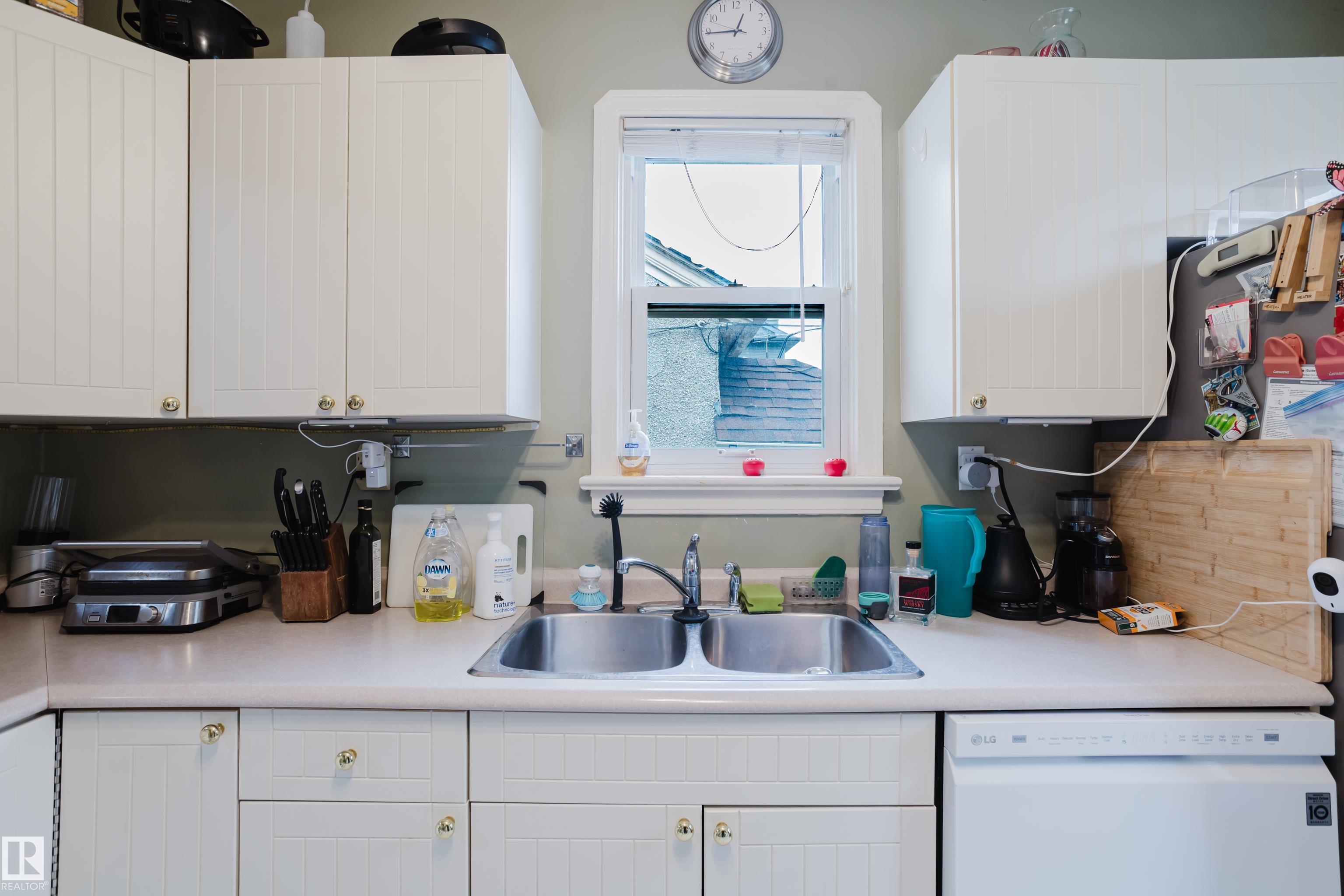 Photo 15 at 11158 65 Street NW, Highlands, Edmonton