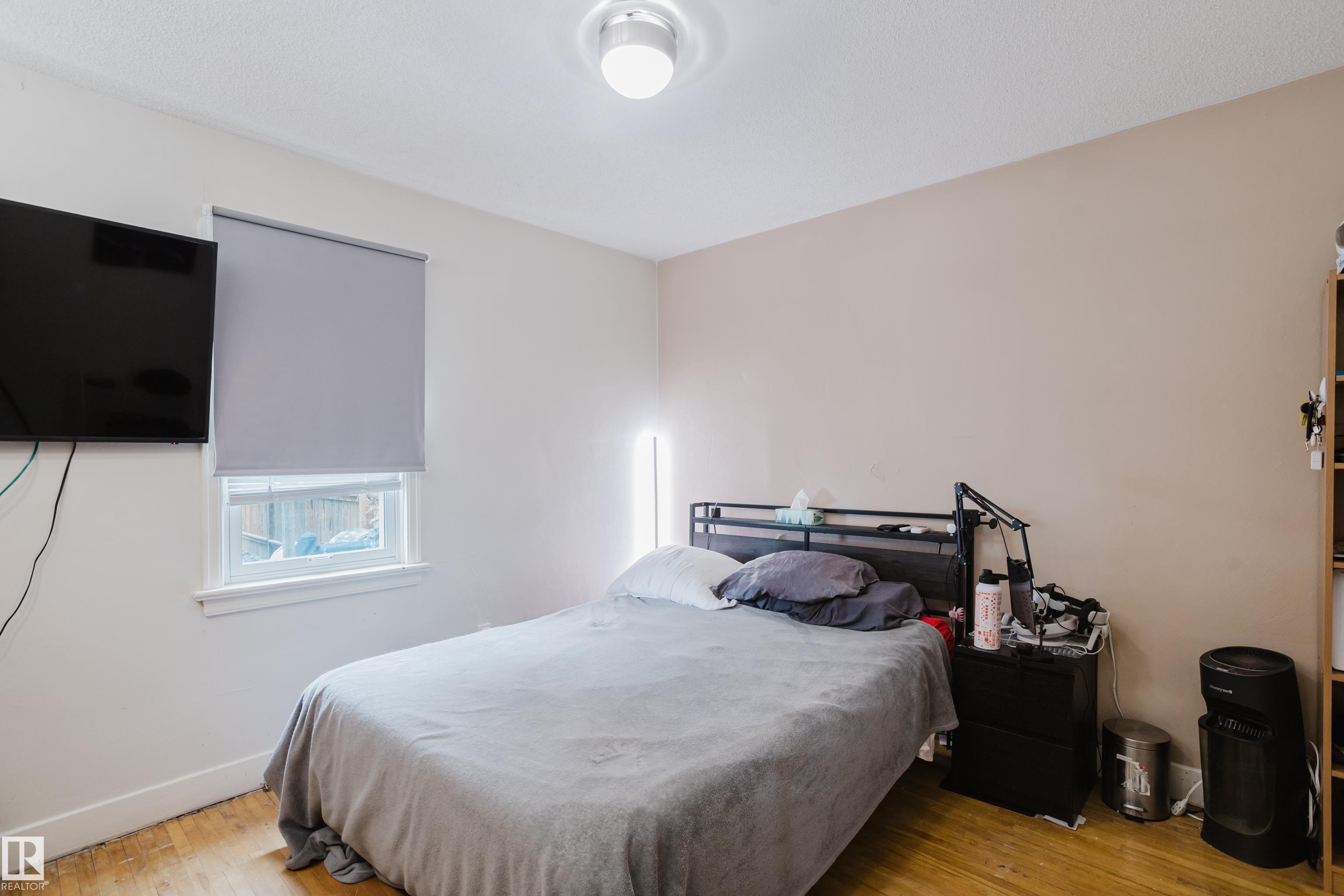 Photo 18 at 11158 65 Street NW, Highlands, Edmonton