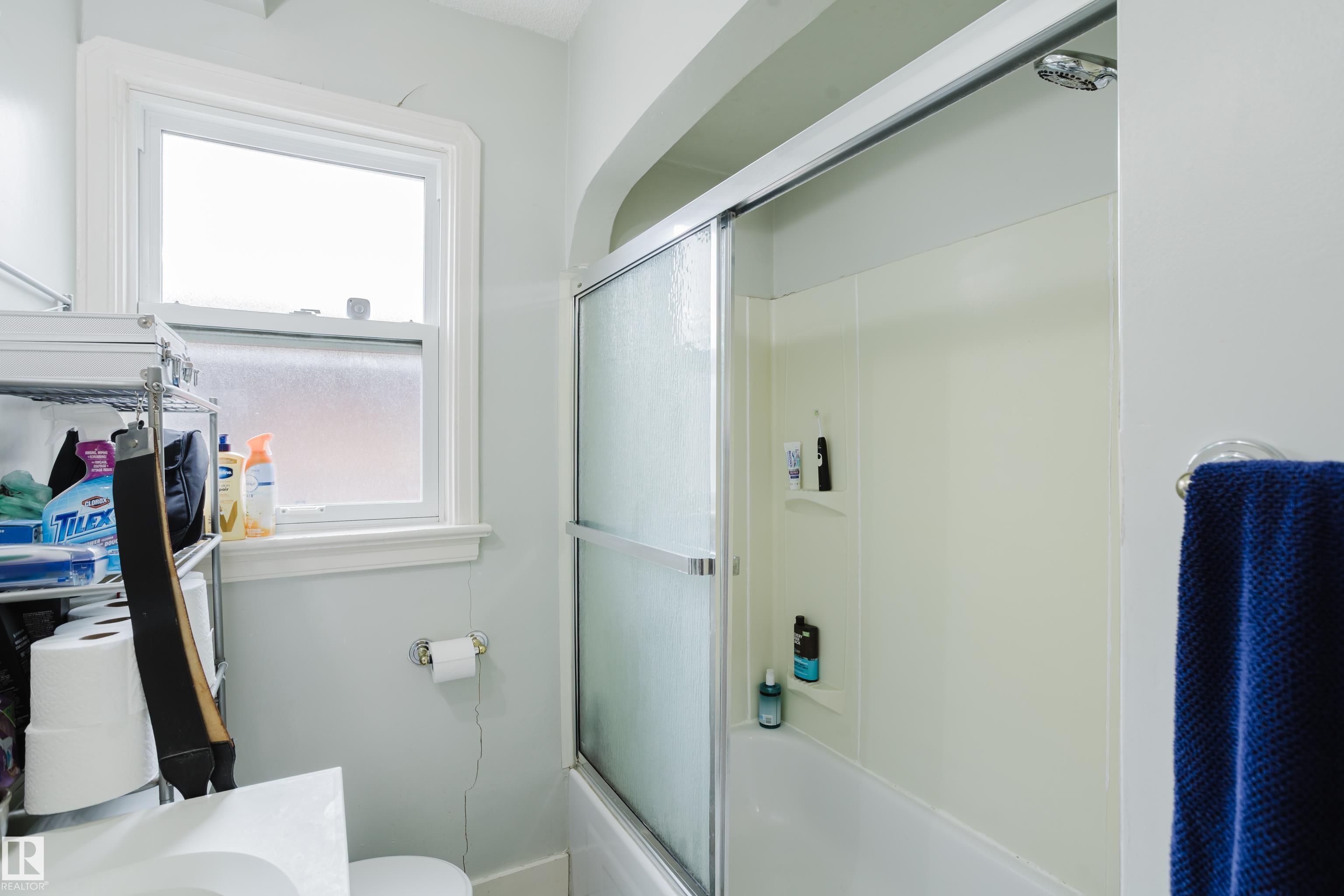Photo 23 at 11158 65 Street NW, Highlands, Edmonton