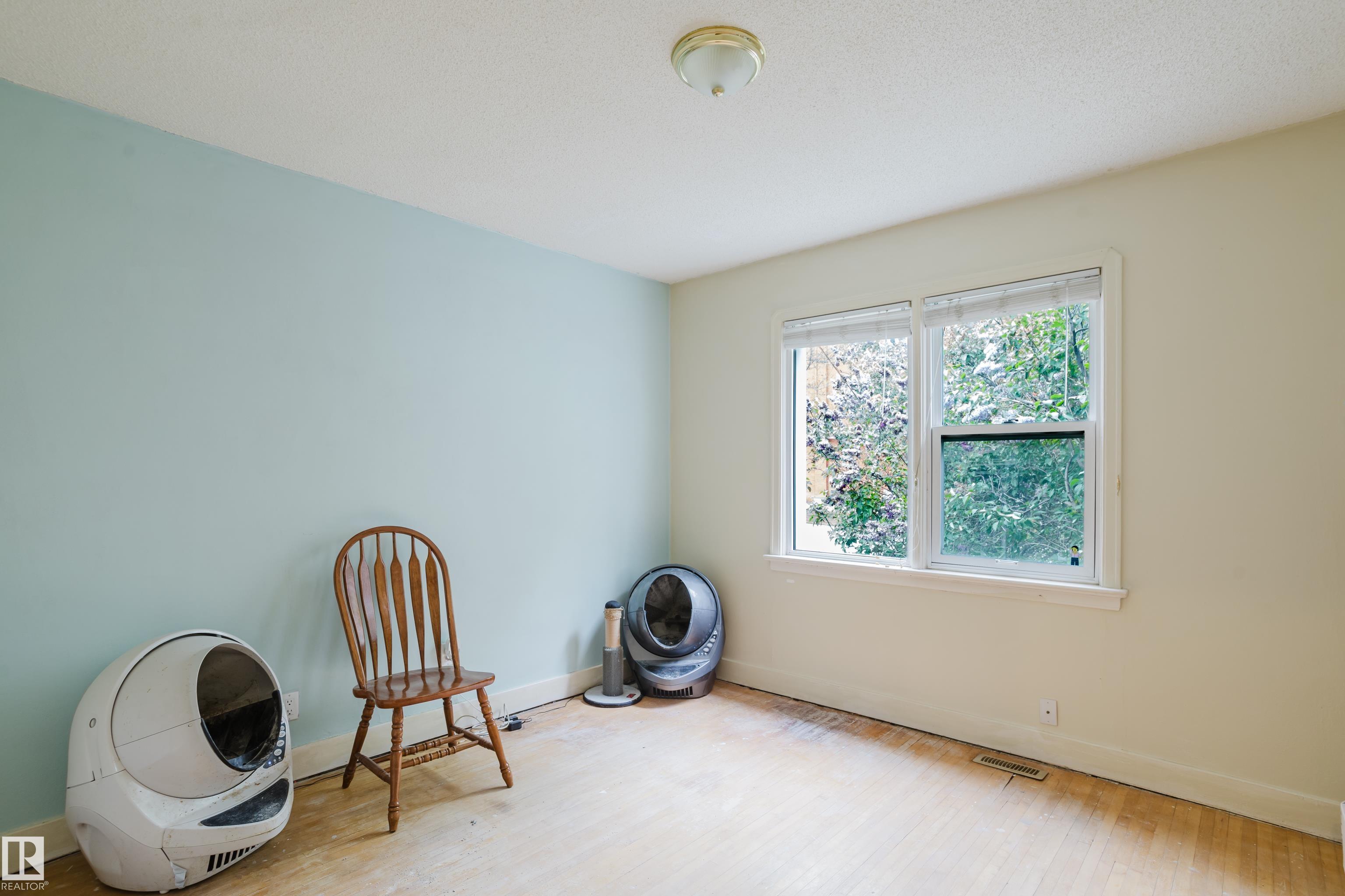 Photo 24 at 11158 65 Street NW, Highlands, Edmonton