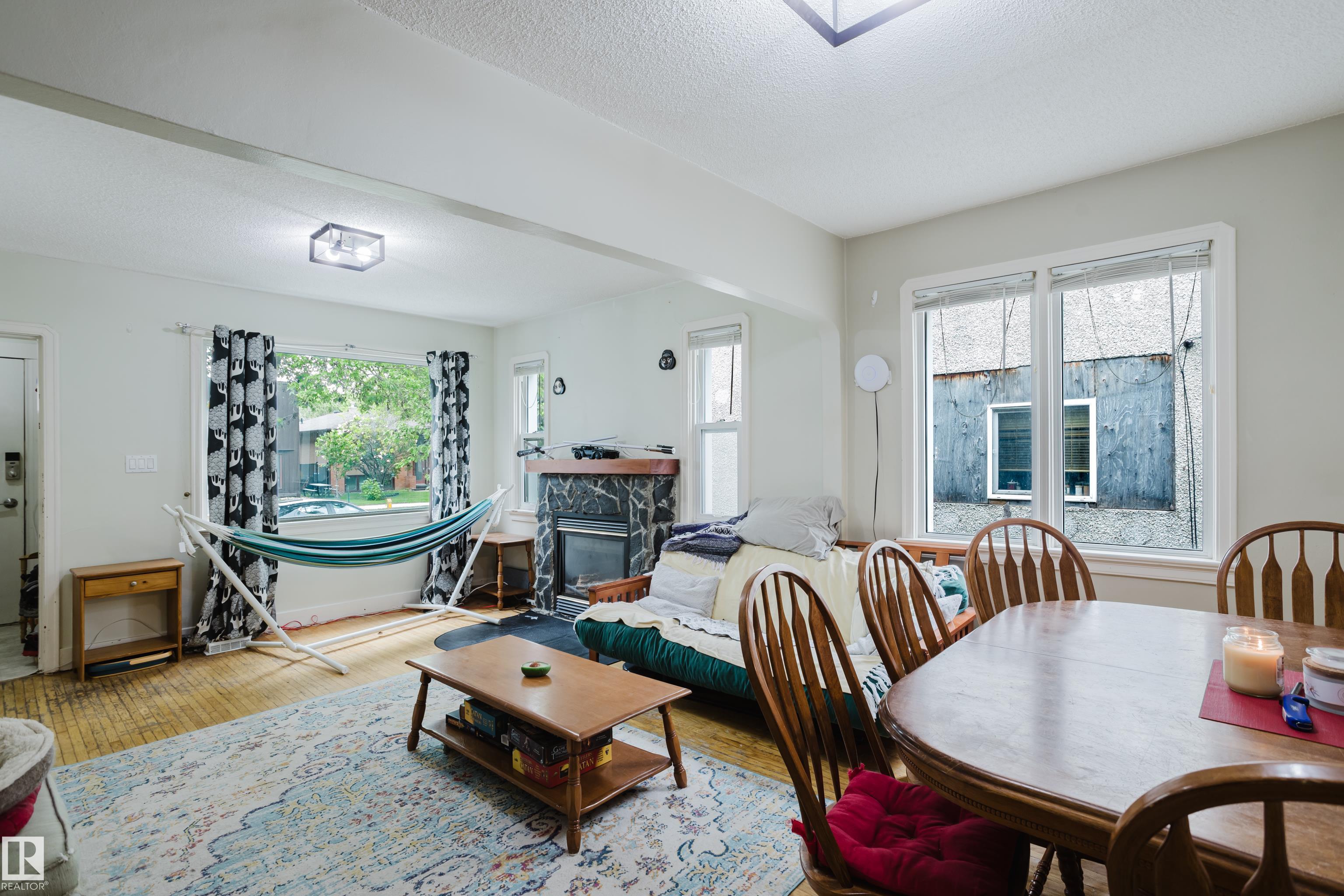Photo 7 at 11158 65 Street NW, Highlands, Edmonton