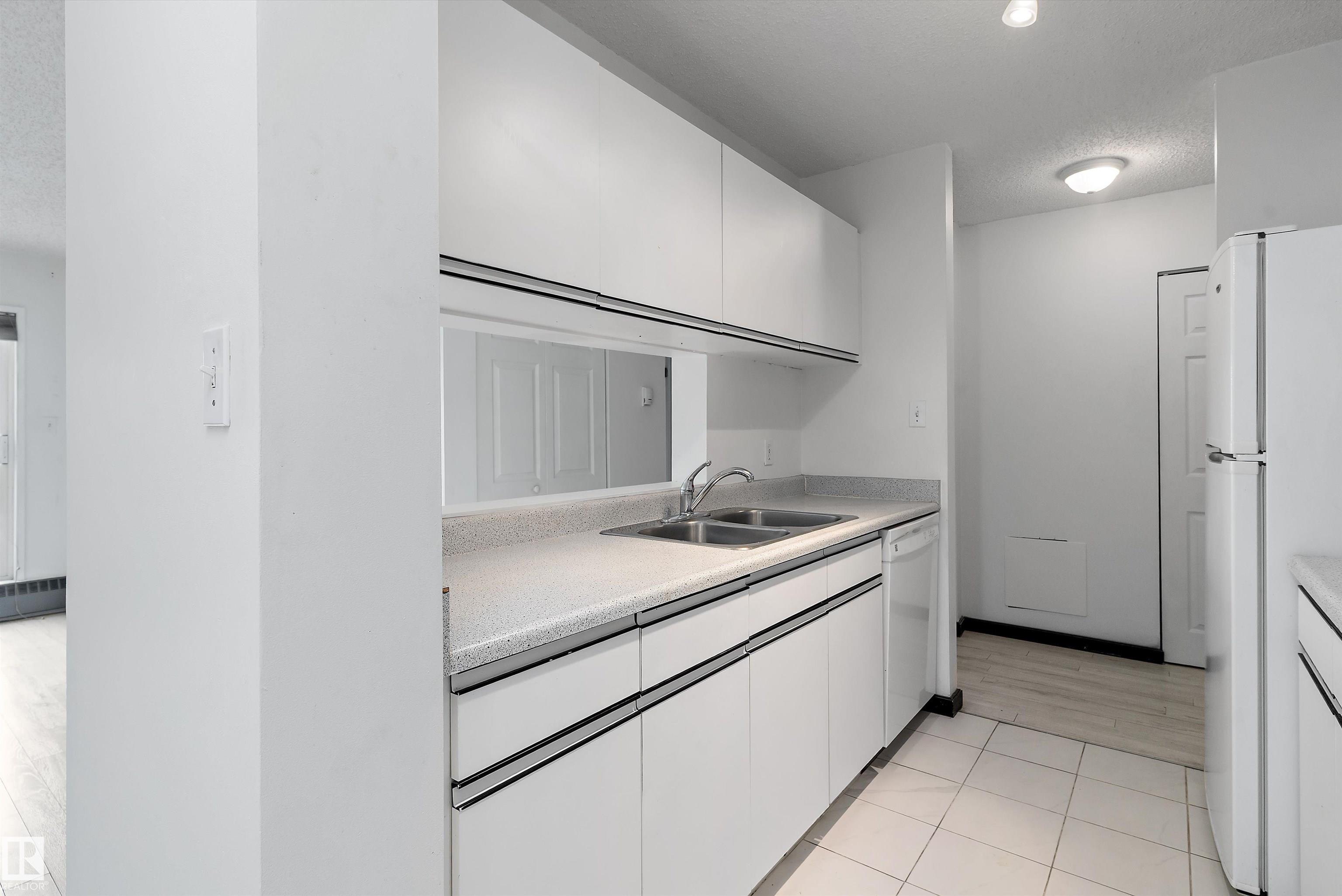 Photo 9 at 420 - 6720 158 Avenue NW, Ozerna, Edmonton