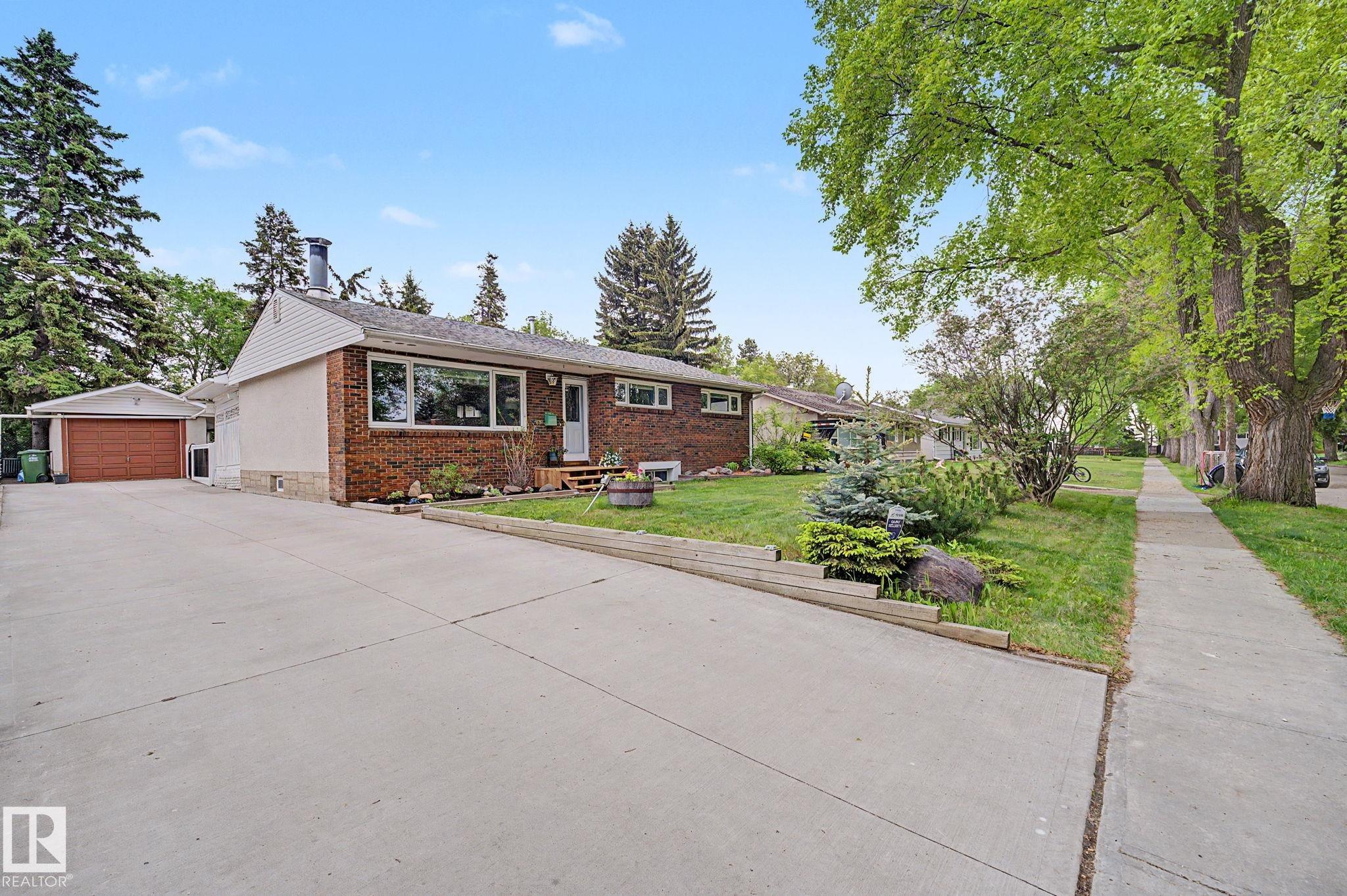 37 Sunnyside Crescent, Sturgeon Heights, St. Albert