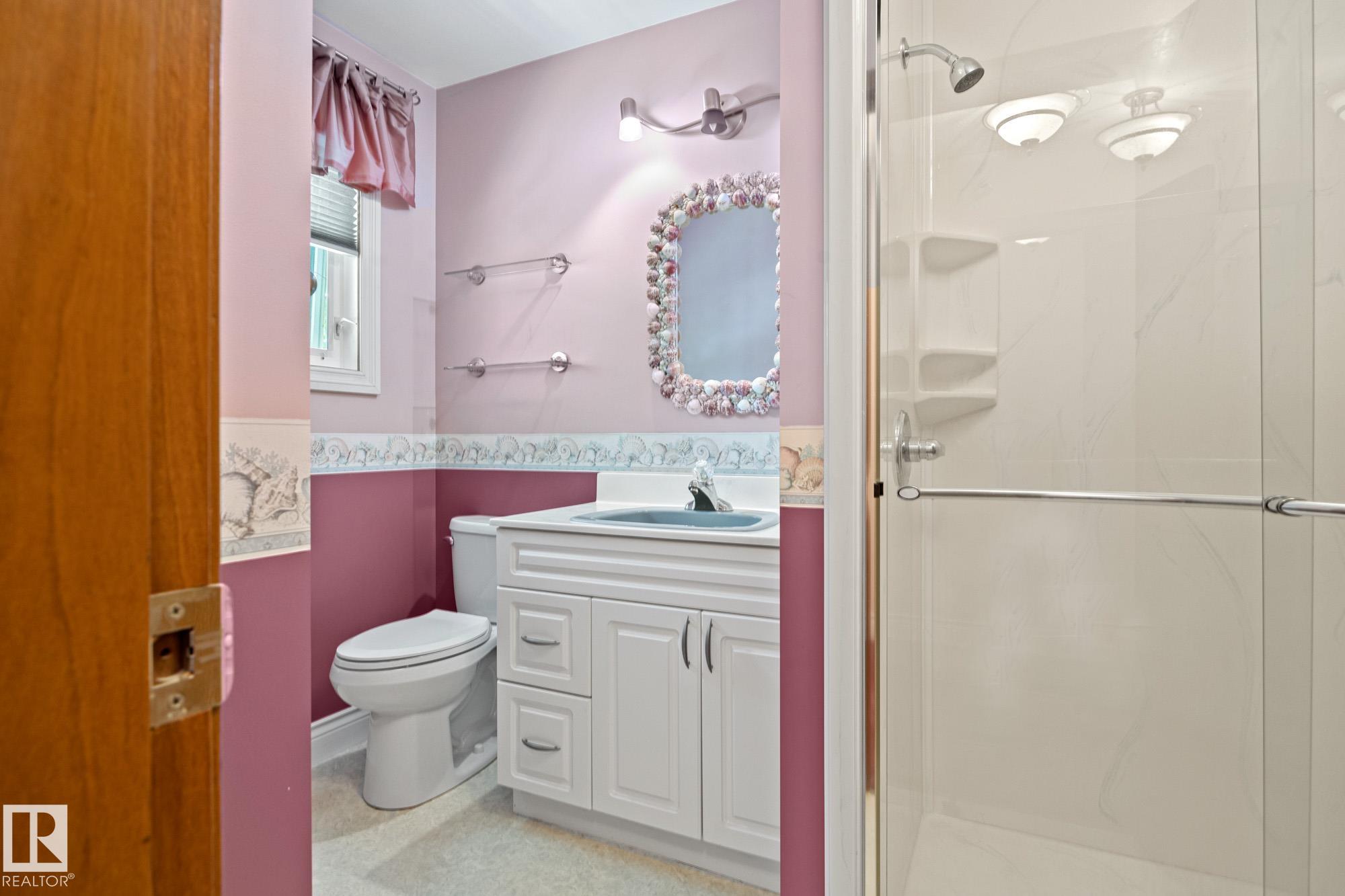 Photo 25 at 9 Glenview Crescent, Grandin, St. Albert