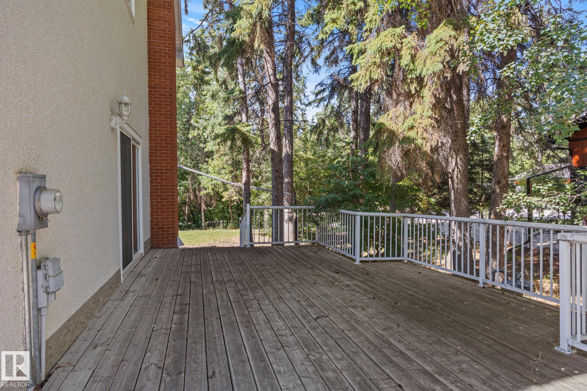Photo 34 at 9 Glenview Crescent, Grandin, St. Albert