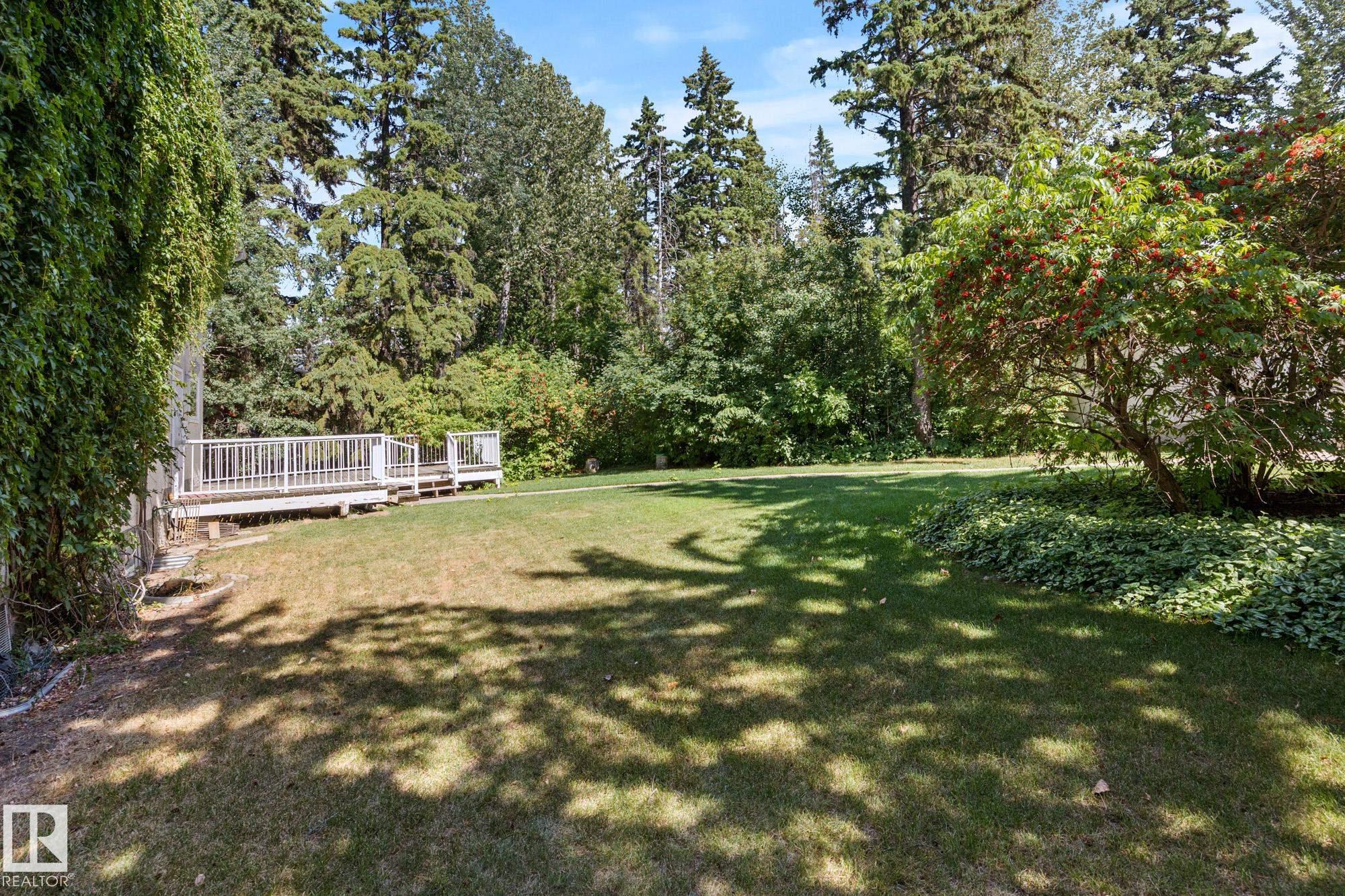 Photo 39 at 9 Glenview Crescent, Grandin, St. Albert